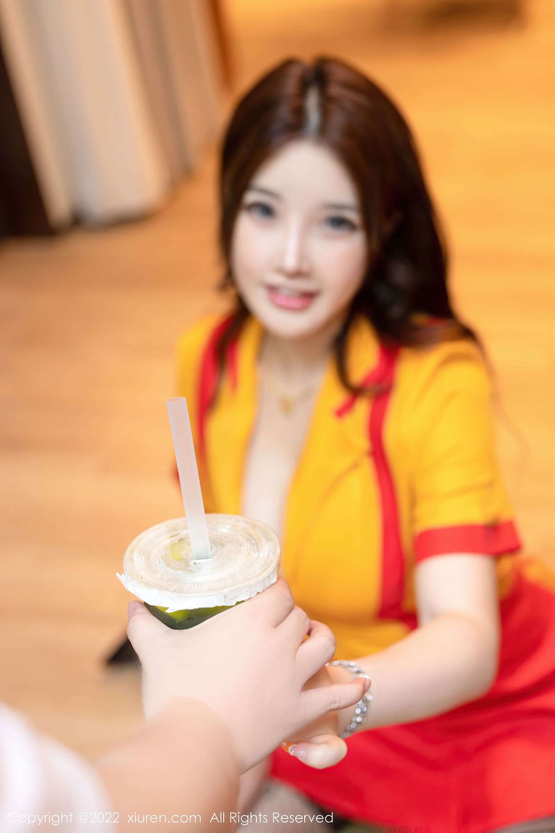 [秀人XiuRen] No.5509 小海臀Rena
