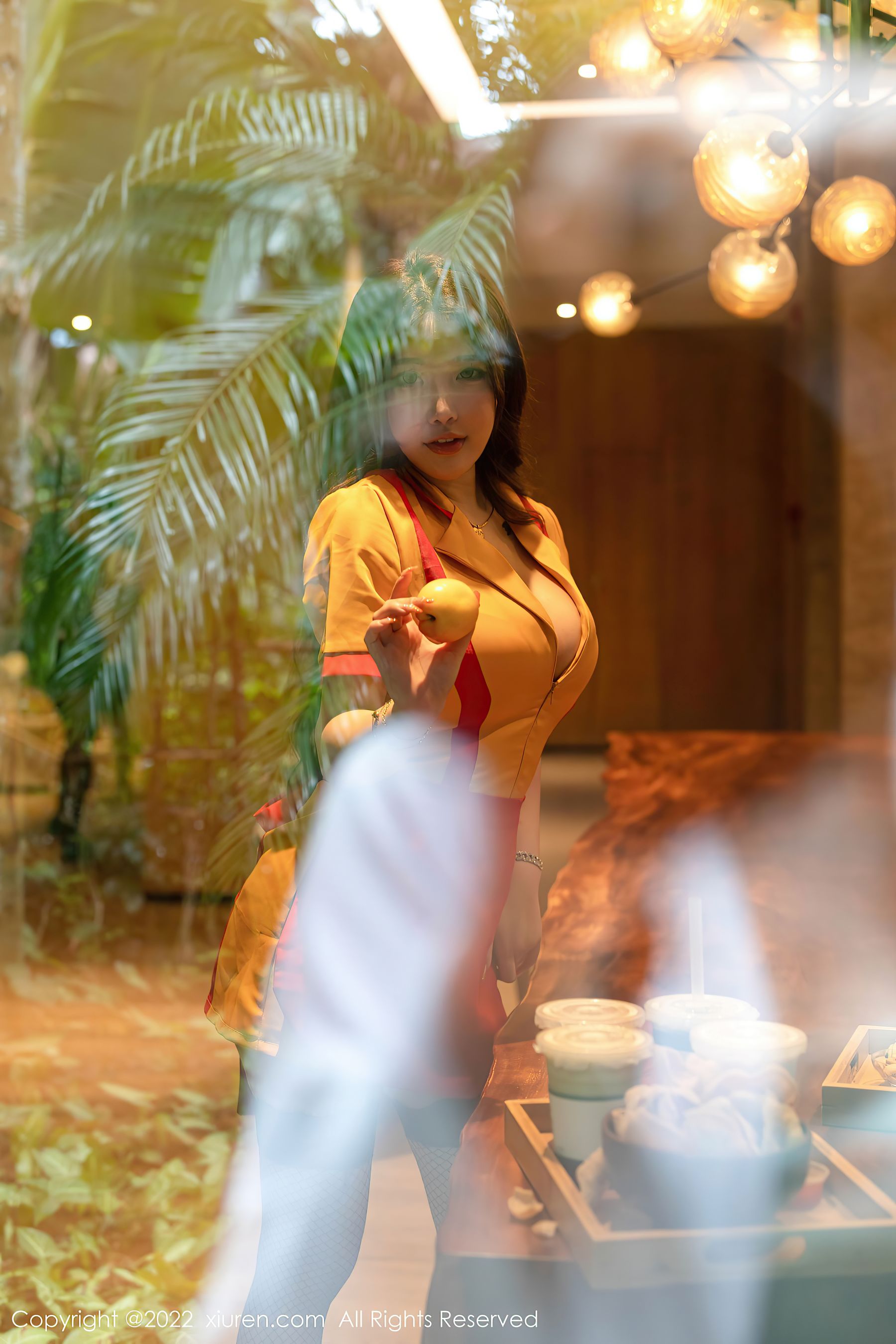 [秀人XiuRen] No.5509 小海臀Rena