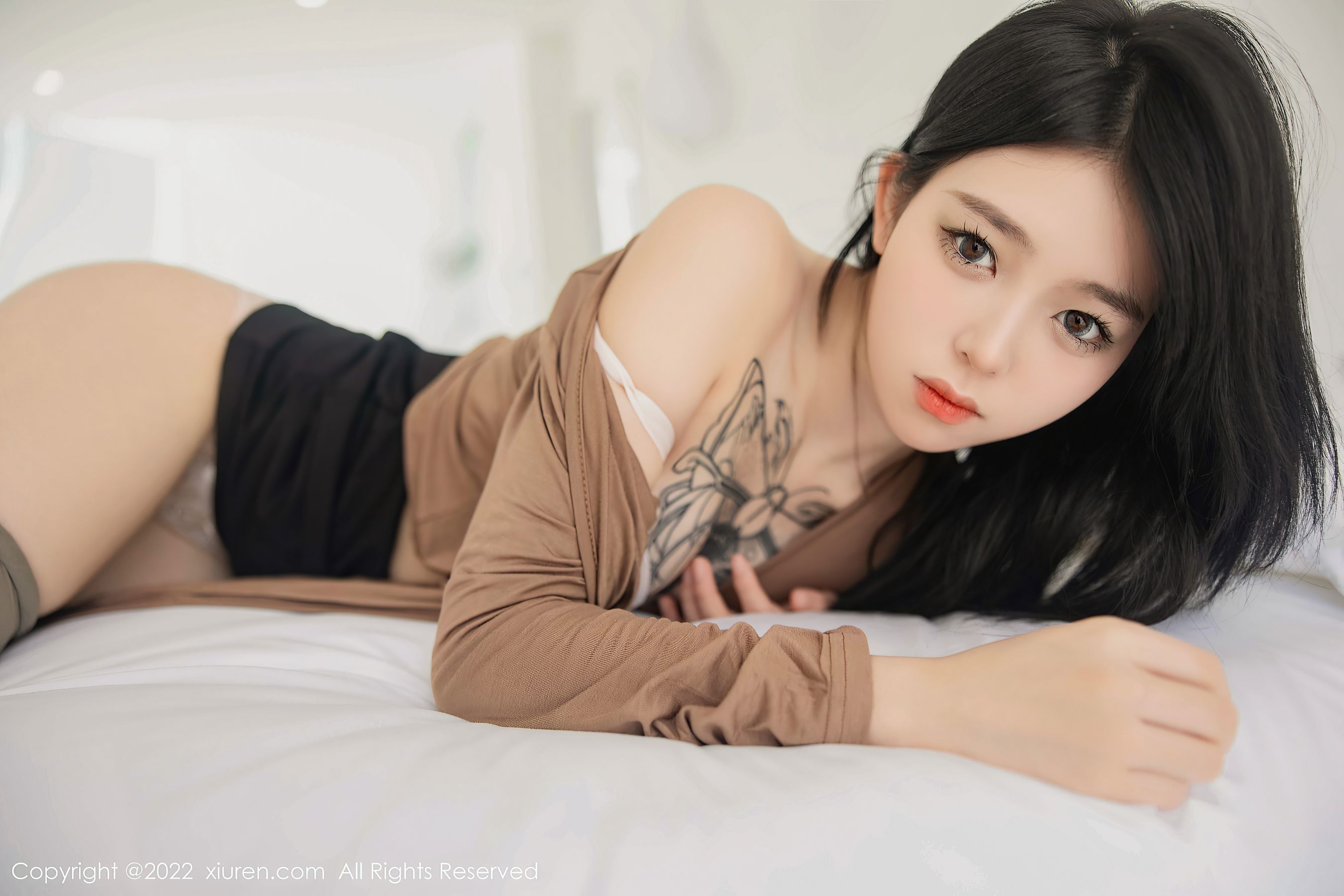 [秀人XiuRen] No.5587 奶瓶