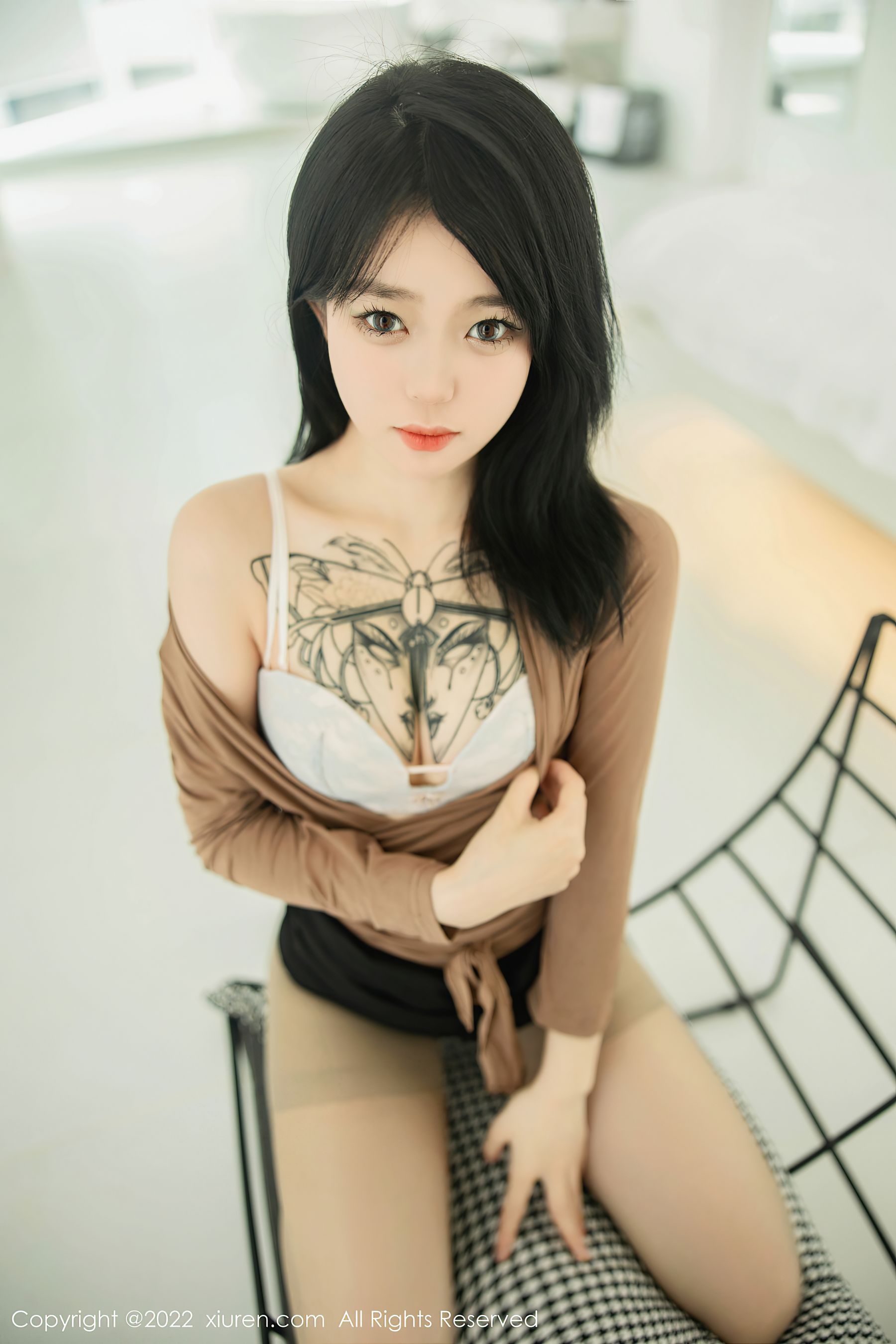 [秀人XiuRen] No.5587 奶瓶