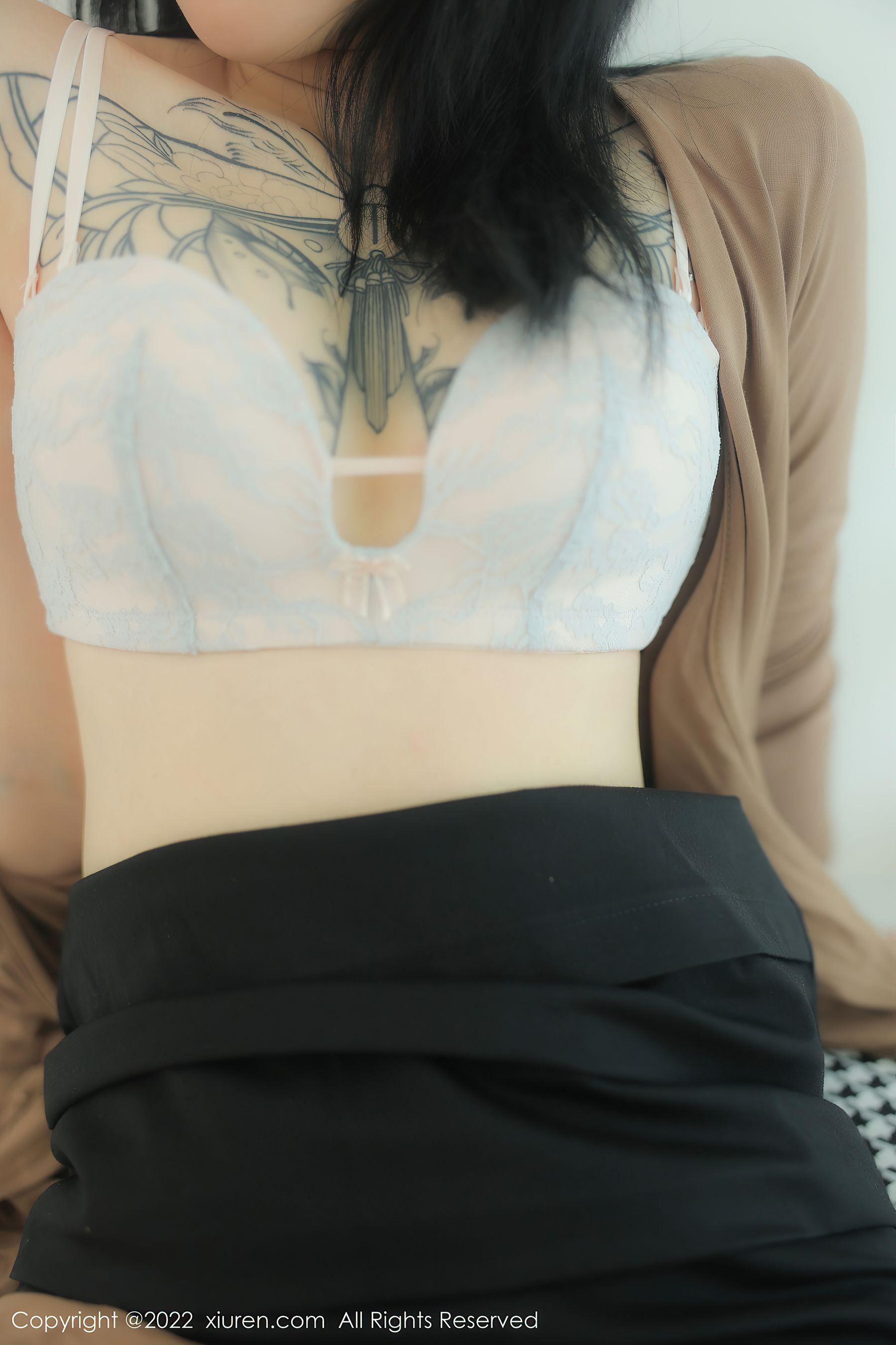 [秀人XiuRen] No.5587 奶瓶