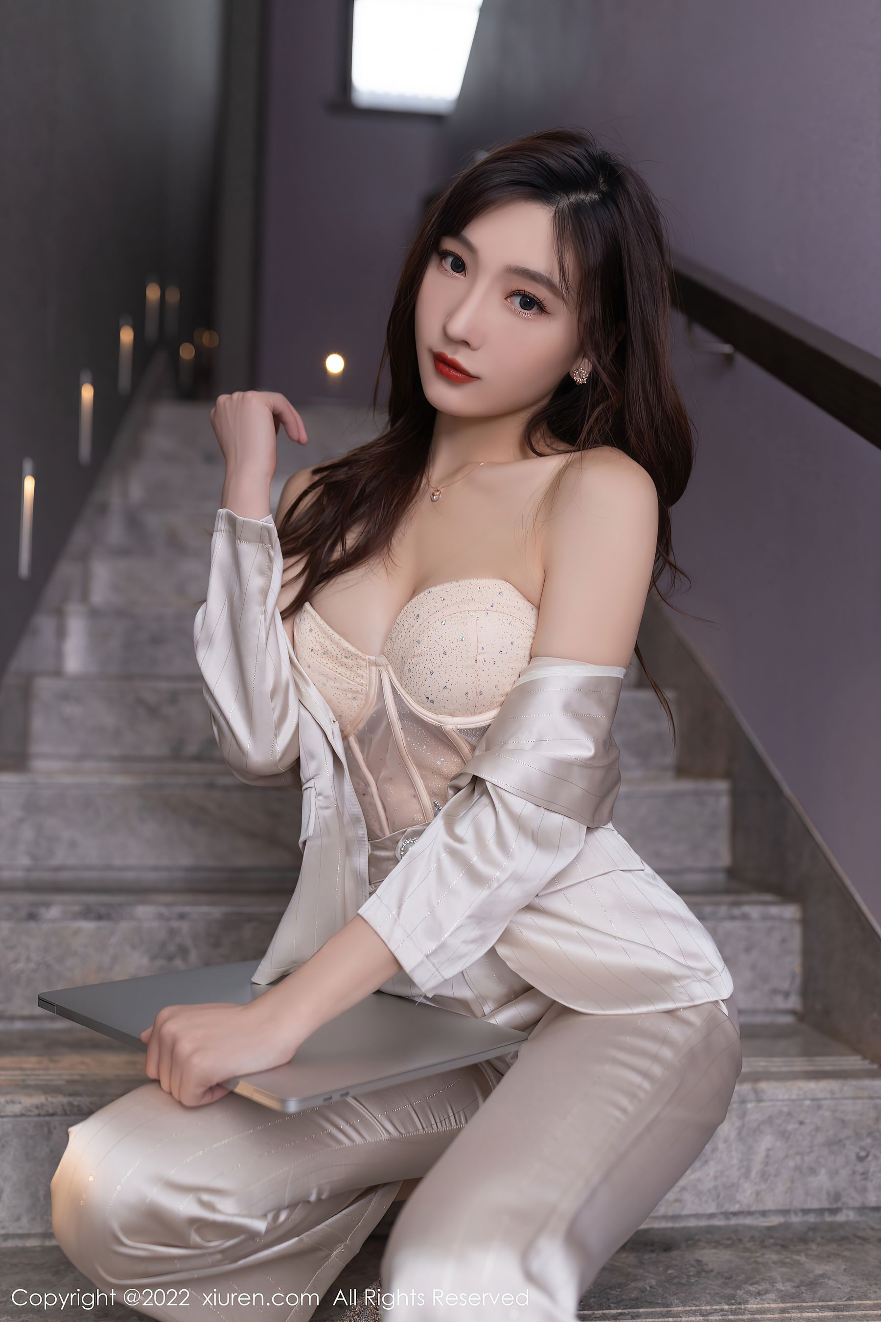 [秀人XiuRen] No.5594 陆萱萱