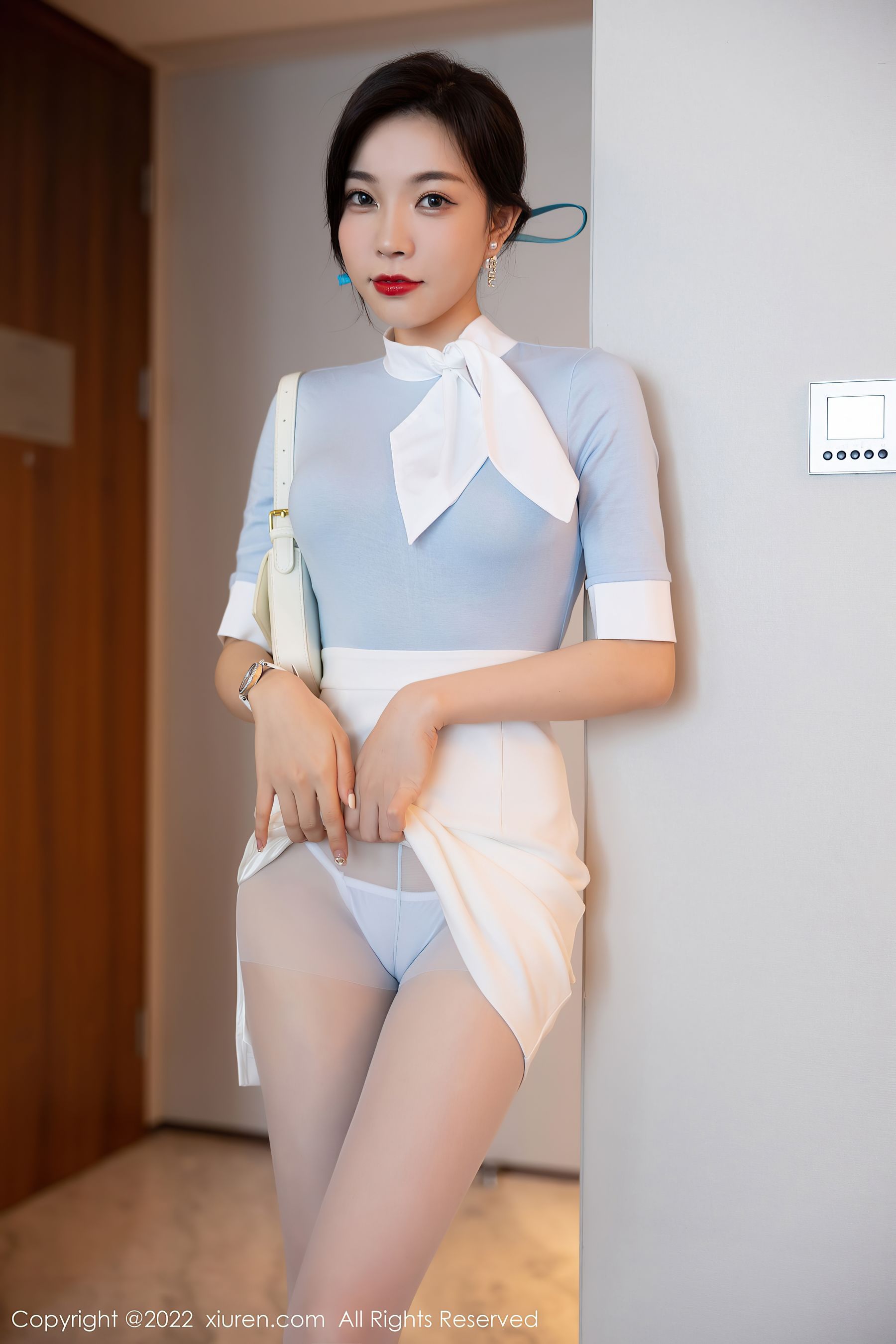 [秀人XiuRen] No.5643 徐莉芝Booty