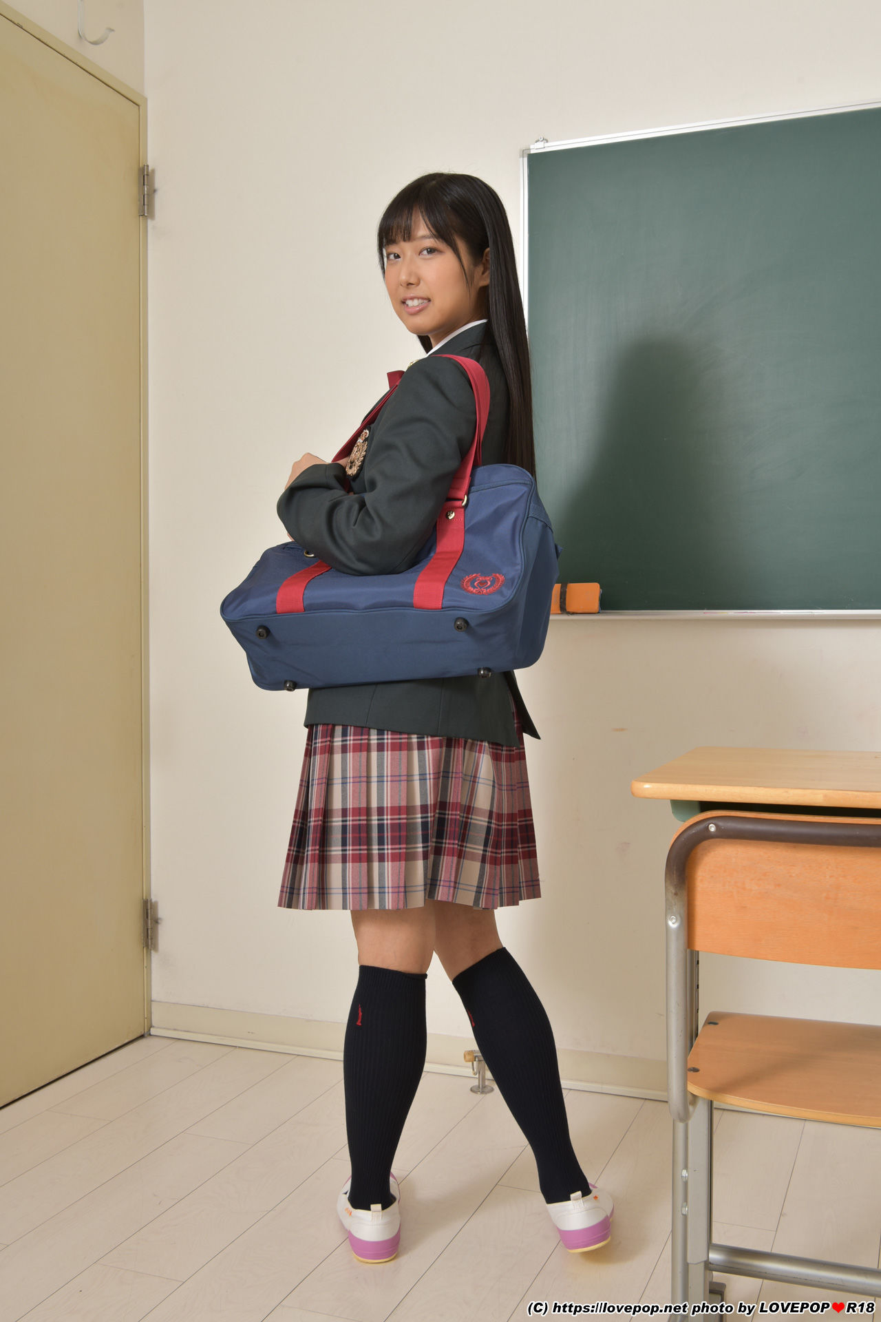 [LOVEPOP] Nana Maeno 前乃菜々 Photoset 01
