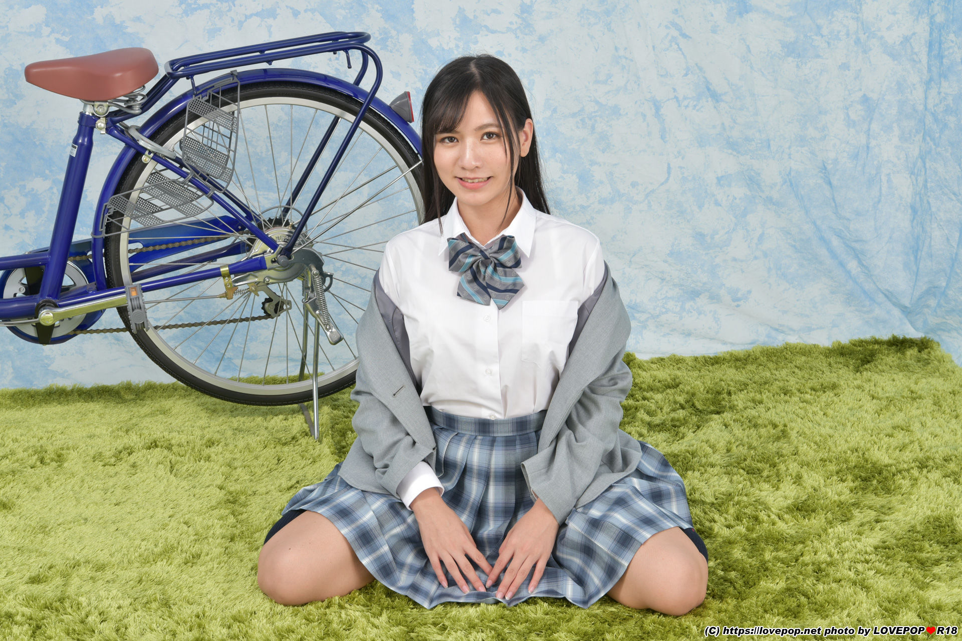 [LOVEPOP] Rin Miyazaki 宮崎リン Photoset 04
