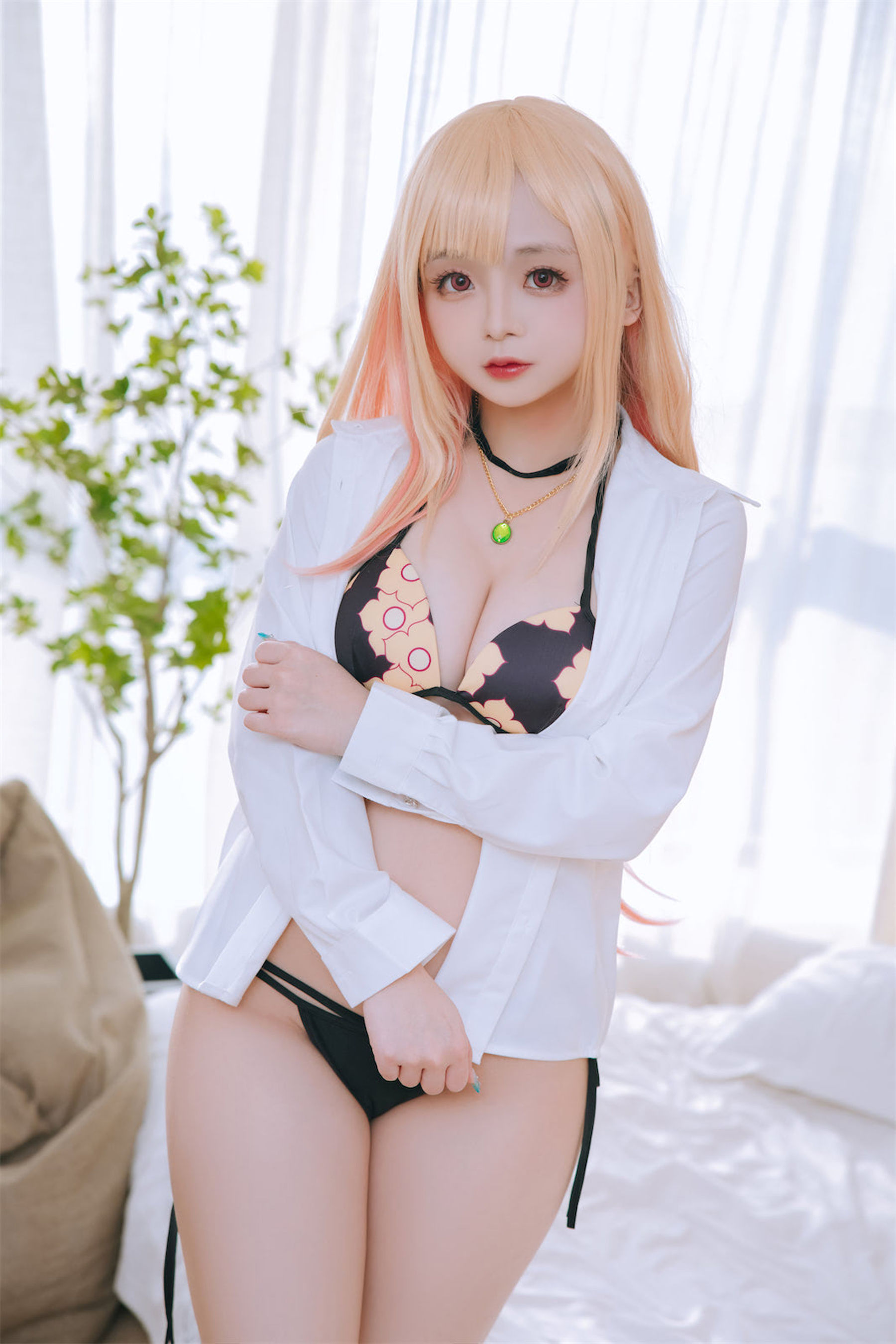[福利COS] Cosplay日奈娇 - 更衣人偶喜多川海梦泳装