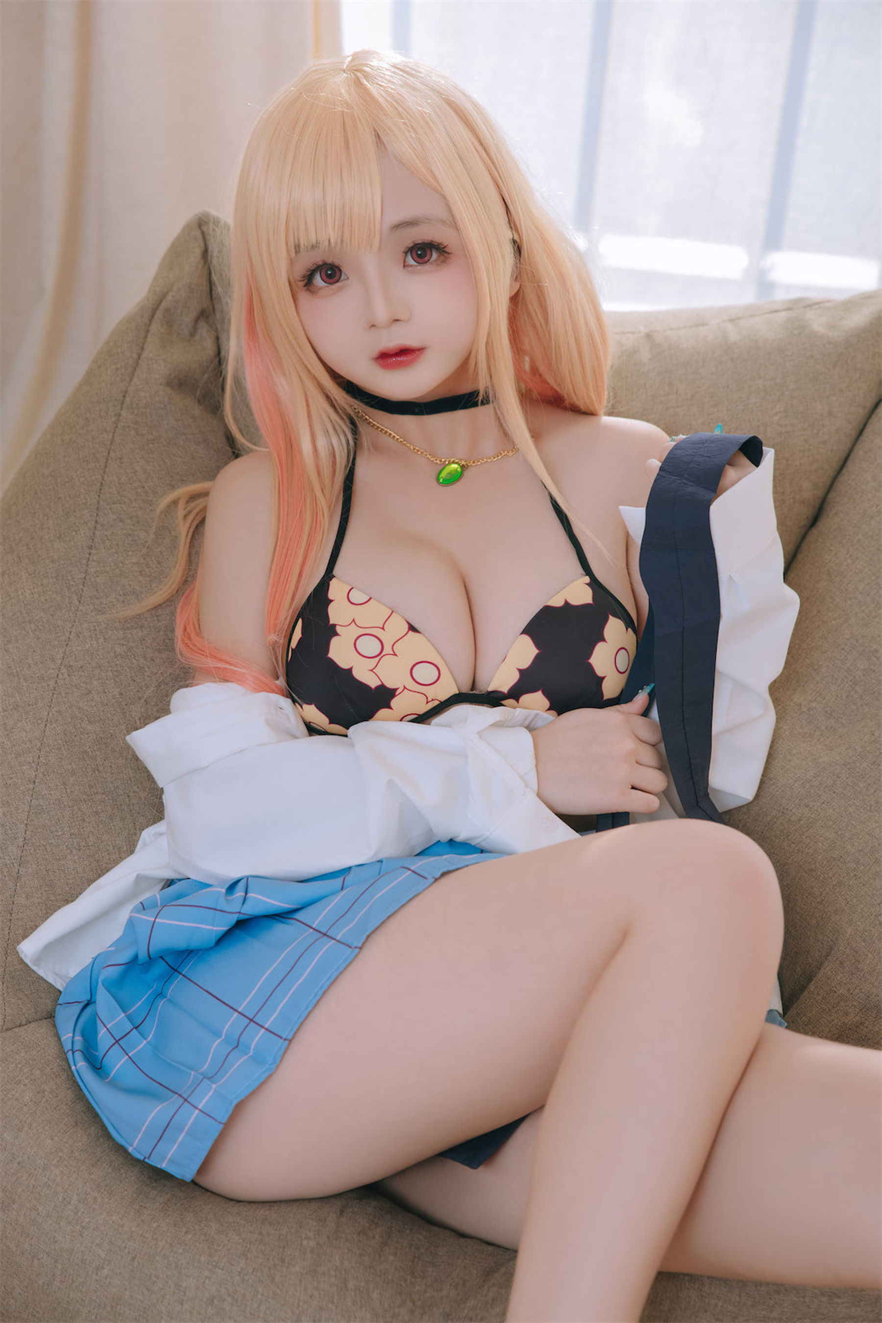 [福利COS] Cosplay日奈娇 - 更衣人偶喜多川海梦泳装