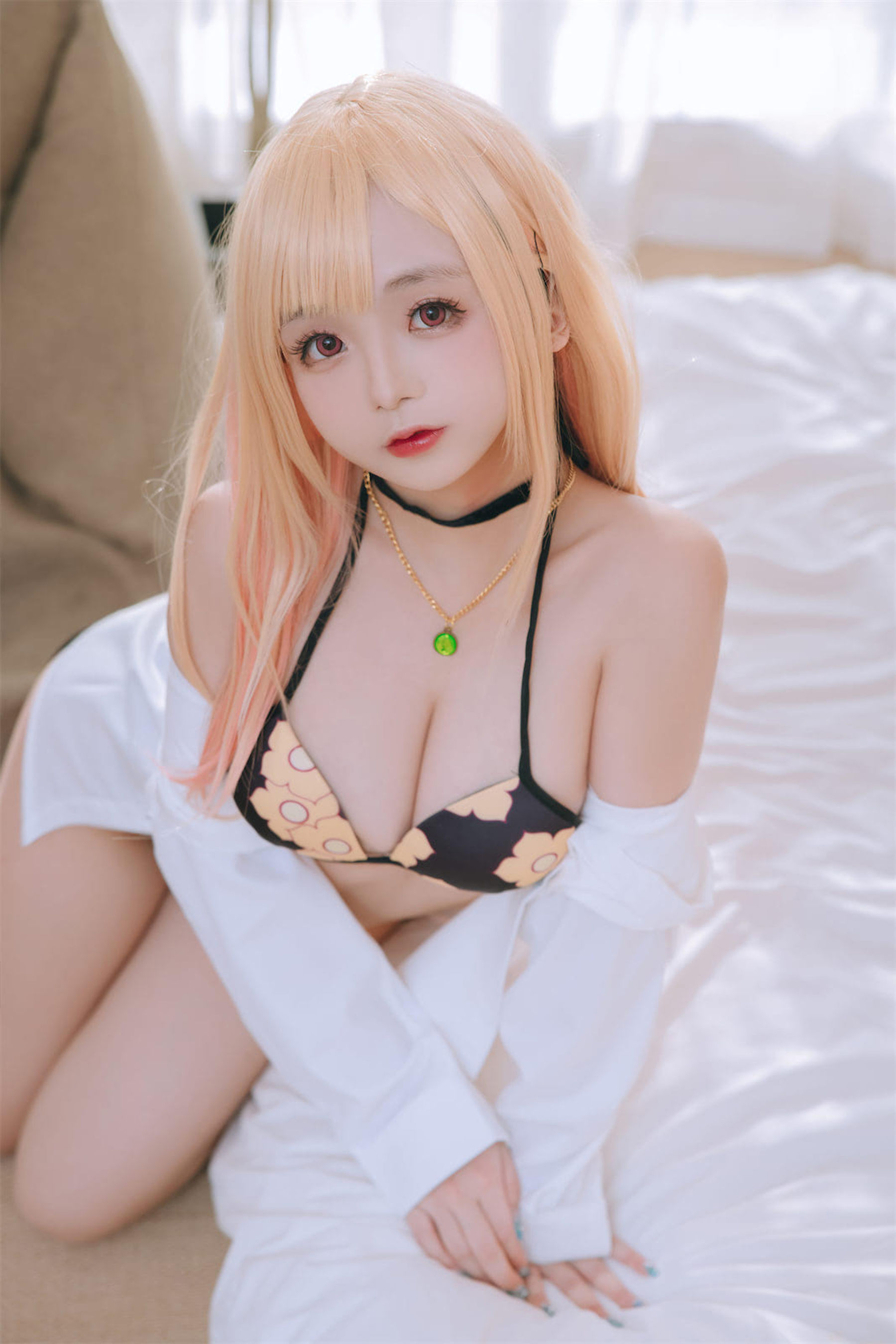 [福利COS] Cosplay日奈娇 - 更衣人偶喜多川海梦泳装