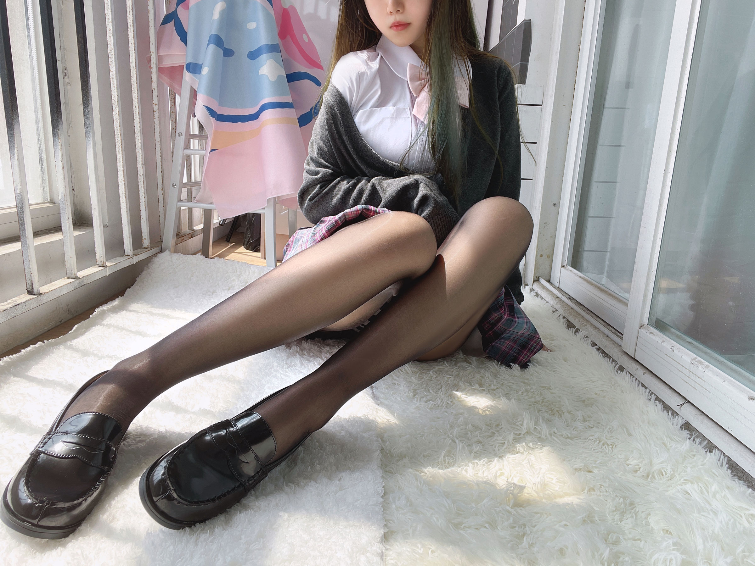 [福利COS] eloise软软 - JK黑丝