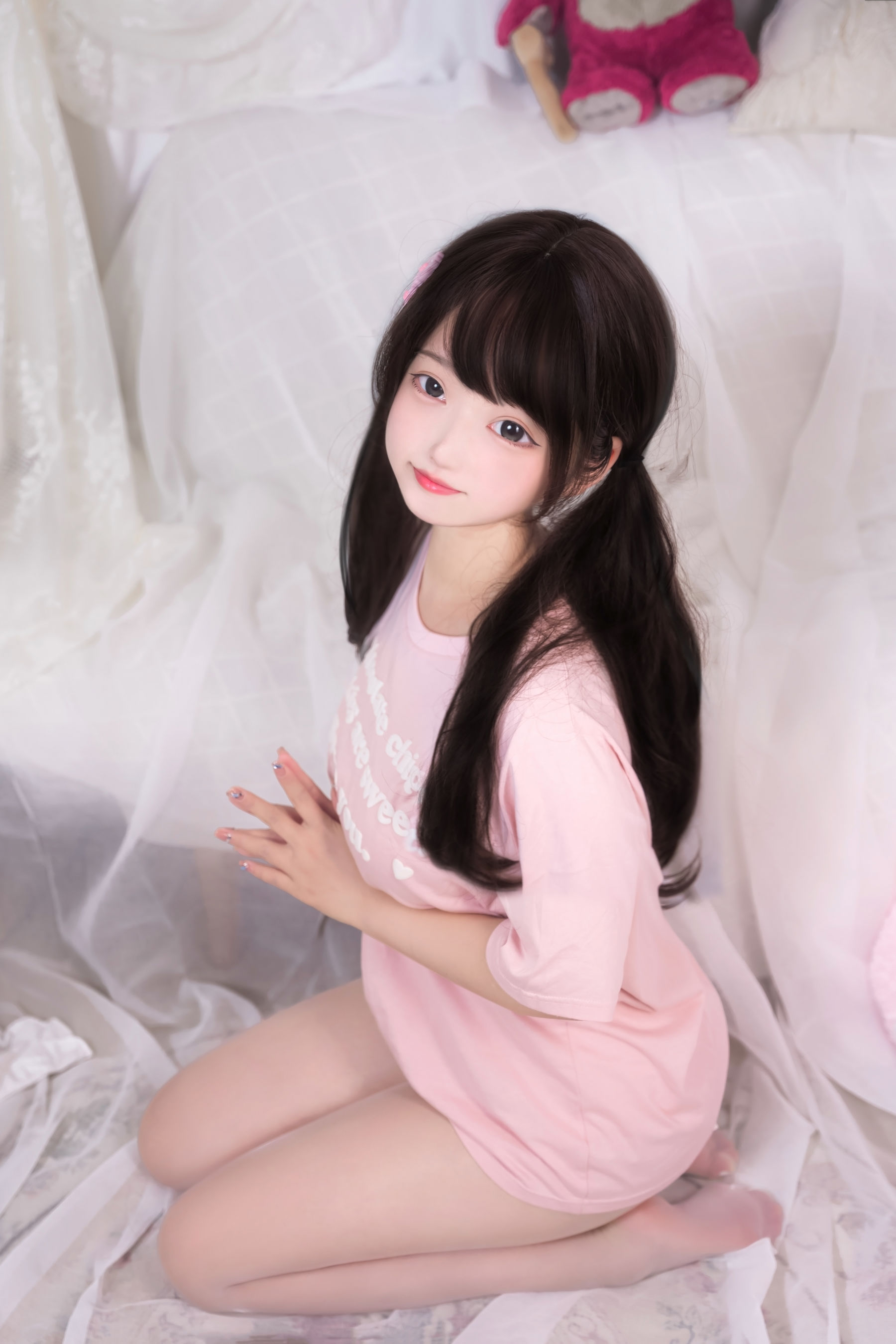 [福利COS] eloise软软 - 乖乖的白丝