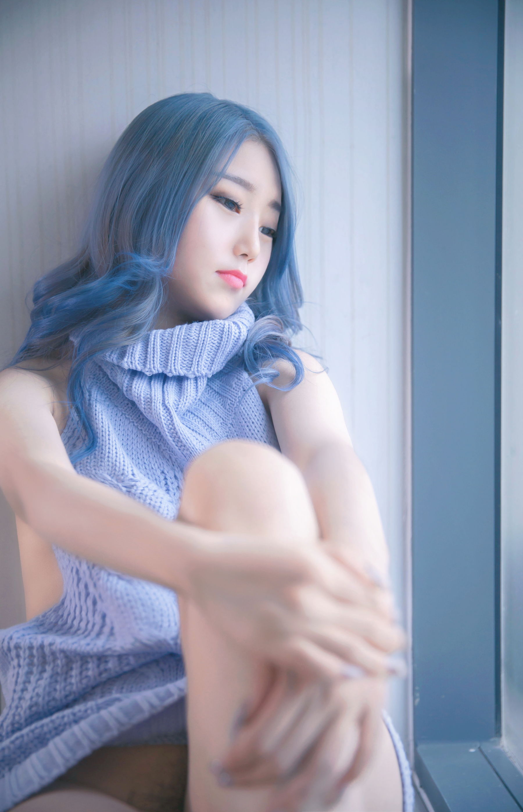 [福利COS] eloise软软 - 毛衣少女