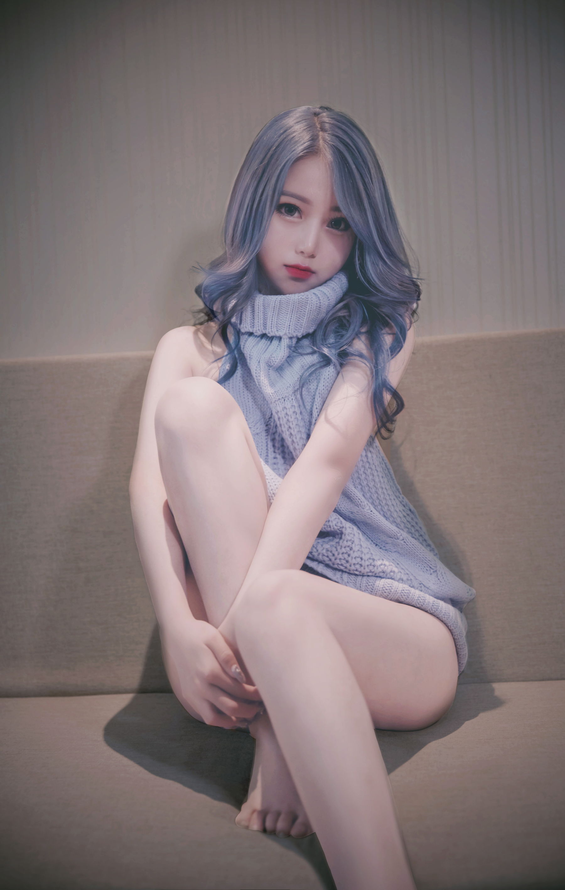 [福利COS] eloise软软 - 毛衣少女