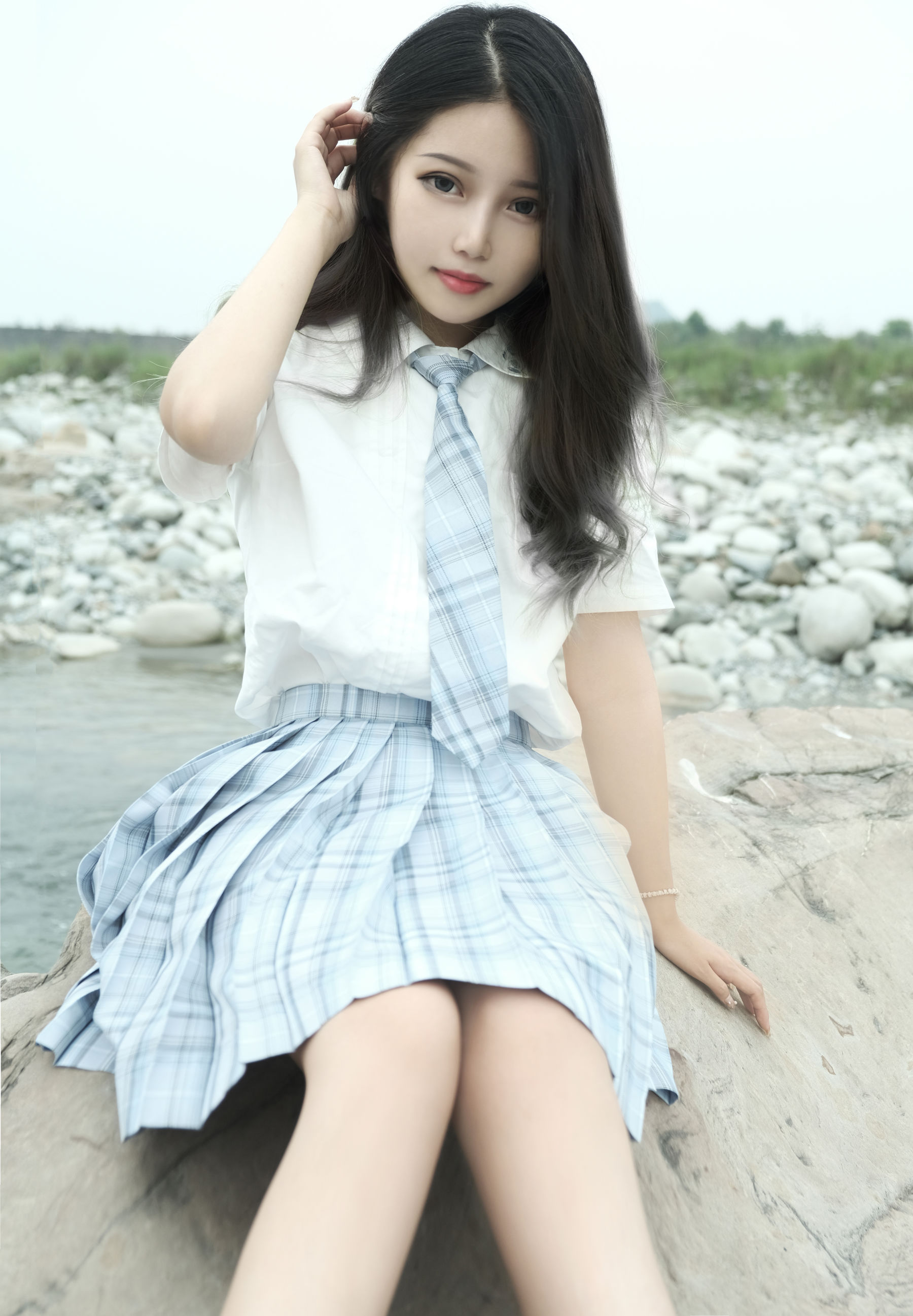 [福利COS] eloise软软 - 河边JK