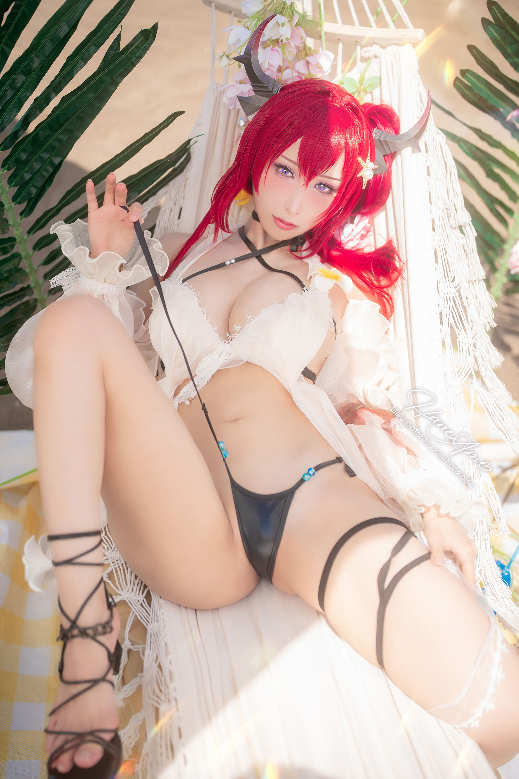 [福利COS] Hane Ame 雨波写真 - Arknights Surtr 泳裝