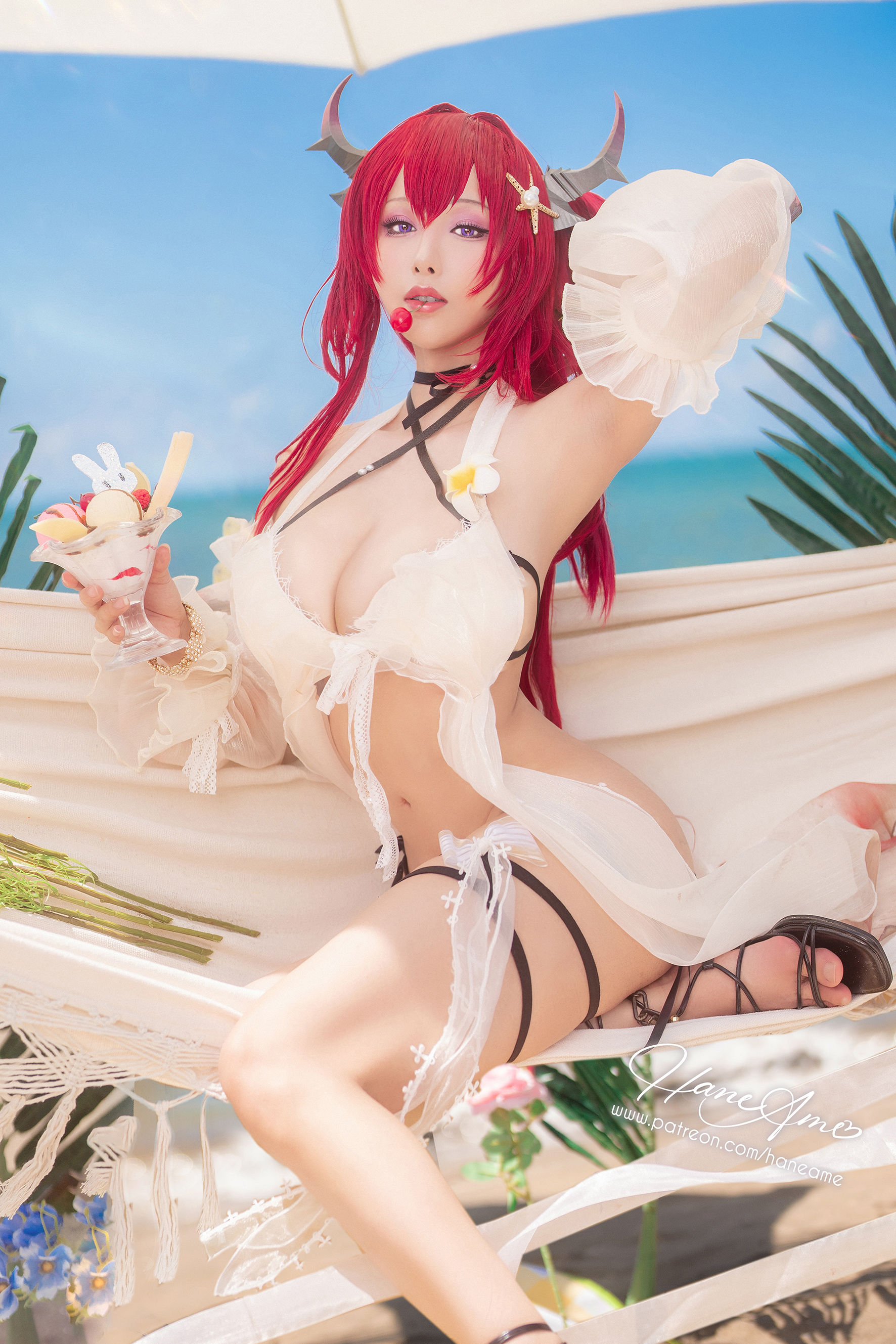 [福利COS] Hane Ame 雨波写真 - Arknights Surtr 泳裝
