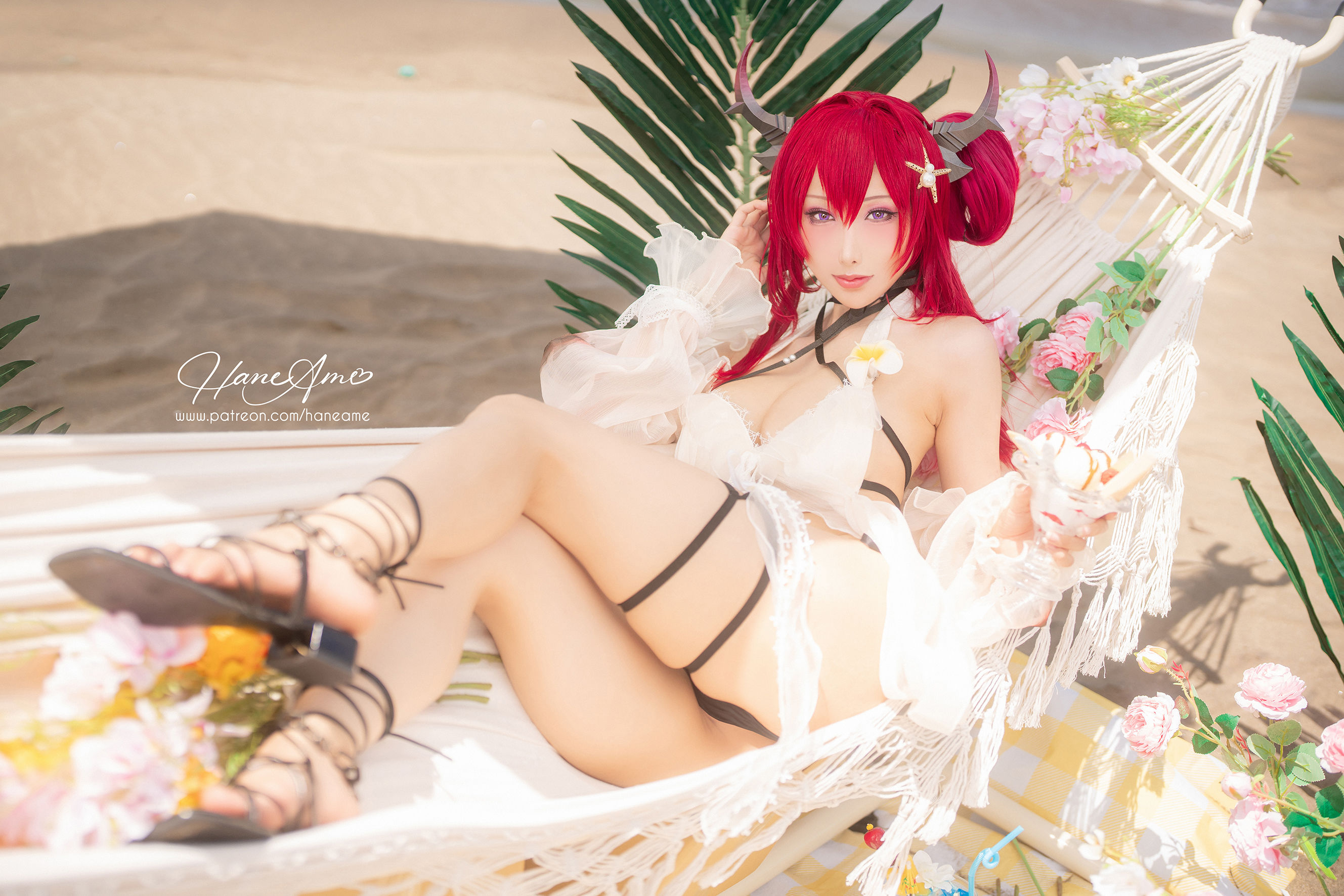 [福利COS] Hane Ame 雨波写真 - Arknights Surtr 泳裝
