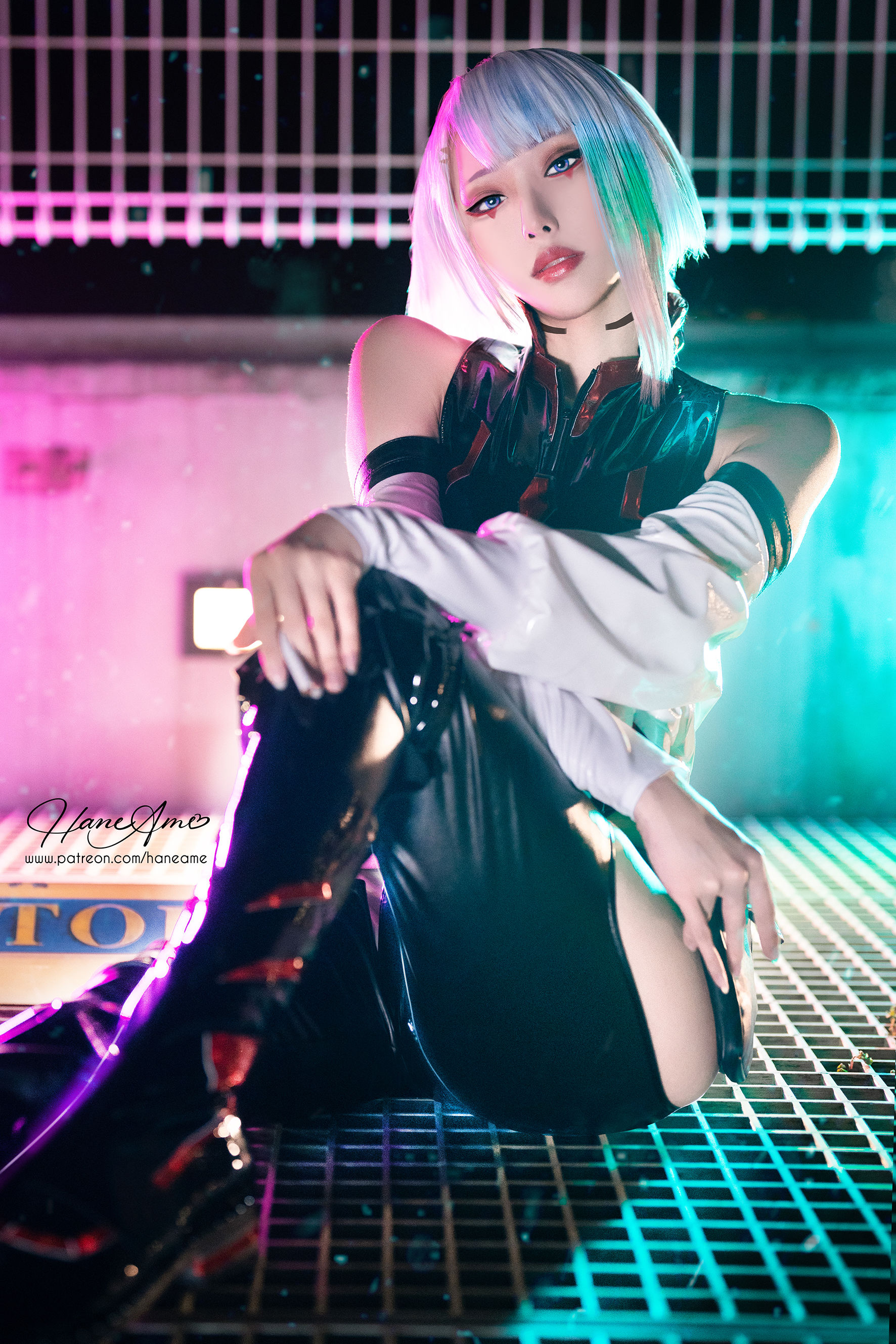 [福利COS] Hane Ame 雨波写真 - Cyberpunk Lucy