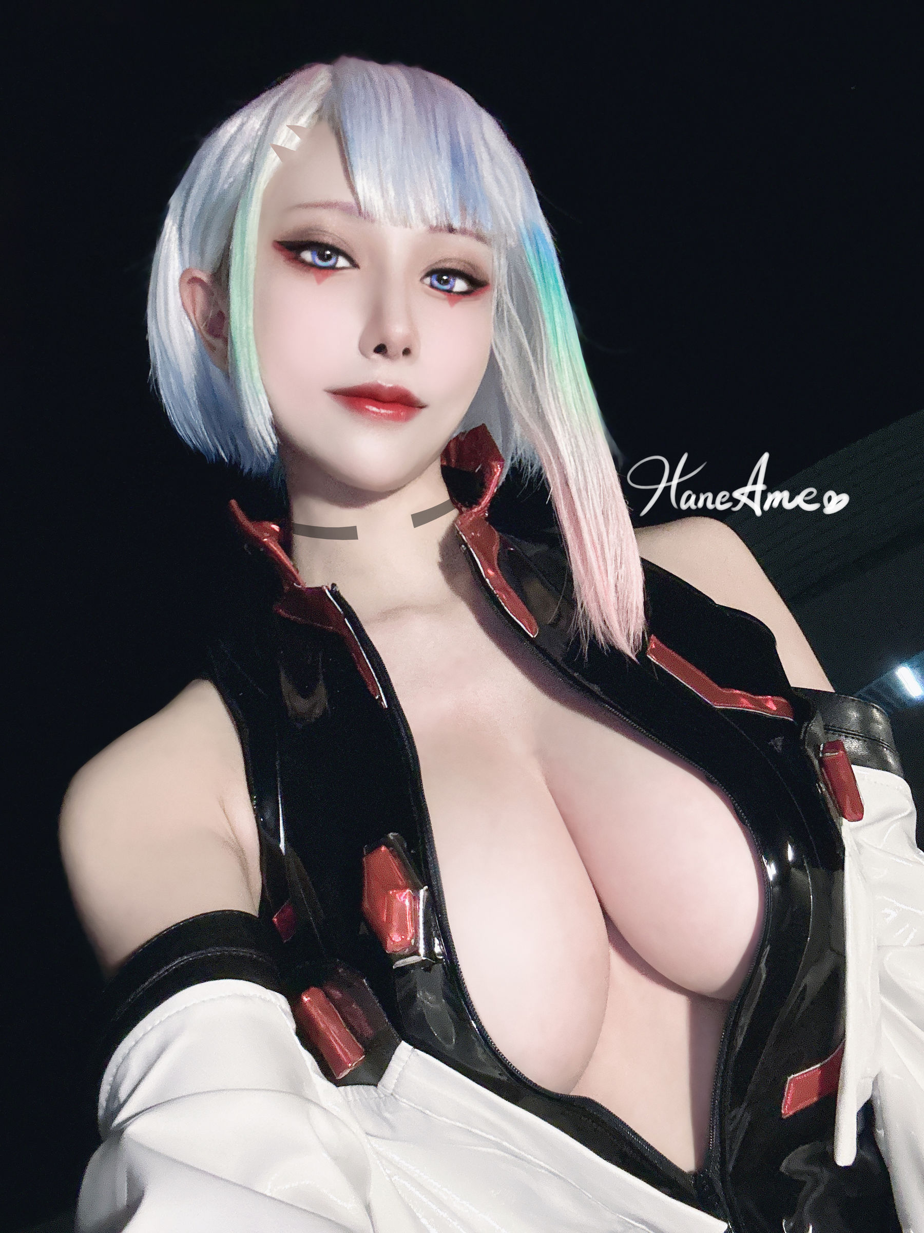 [福利COS] Hane Ame 雨波写真 - Cyberpunk Lucy