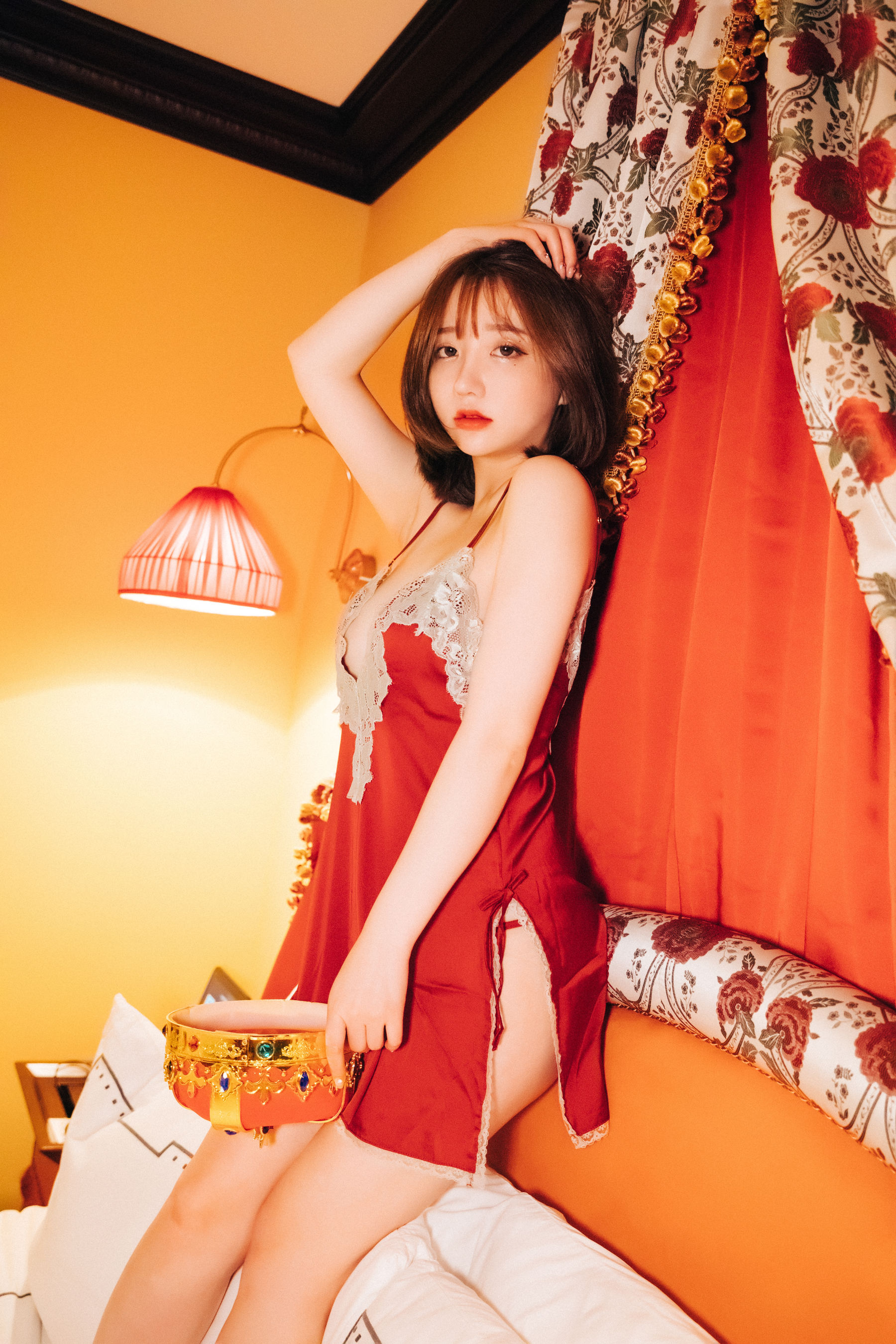 [福利COS] LOOZY YeEun – Halloqueen