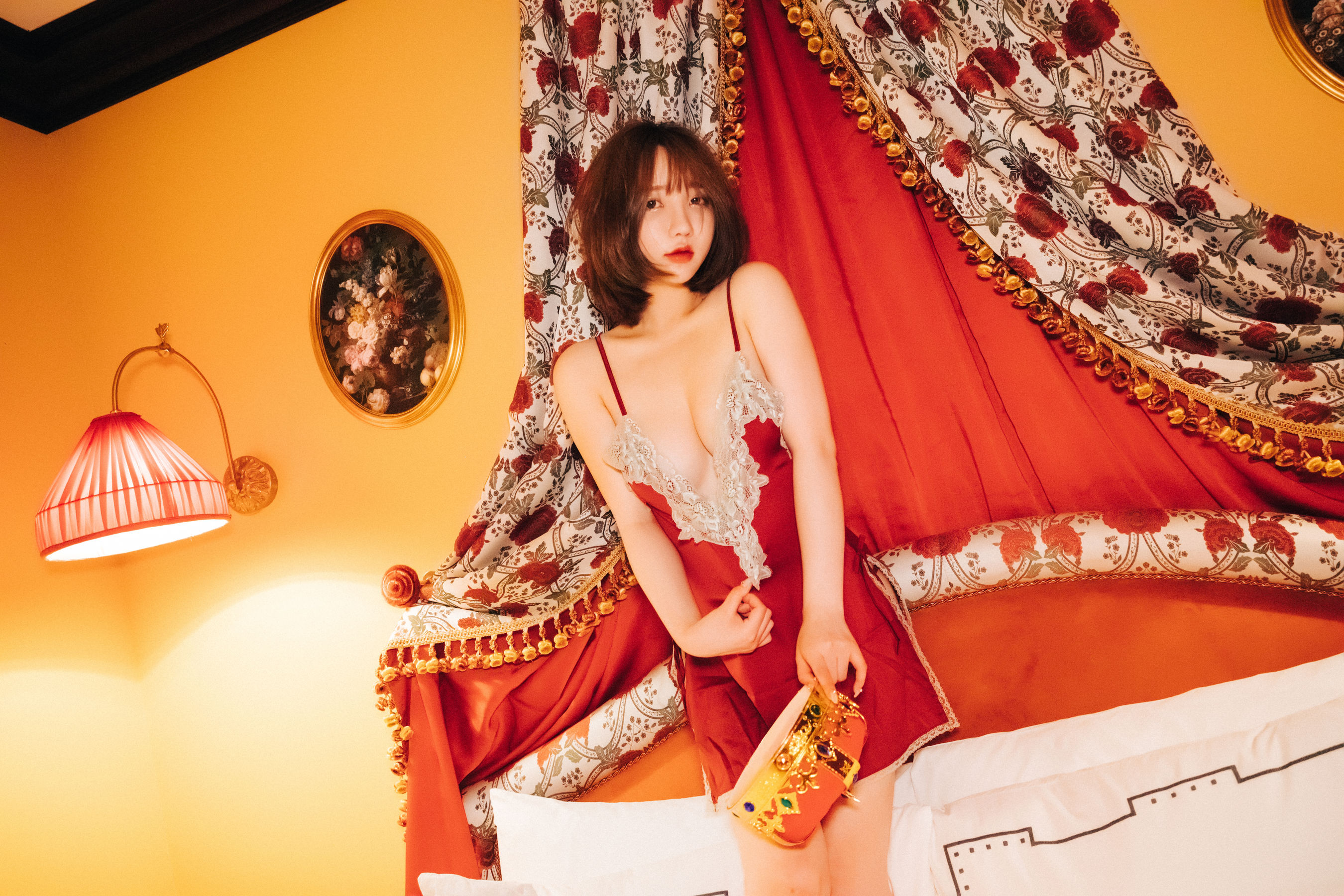 [福利COS] LOOZY YeEun – Halloqueen