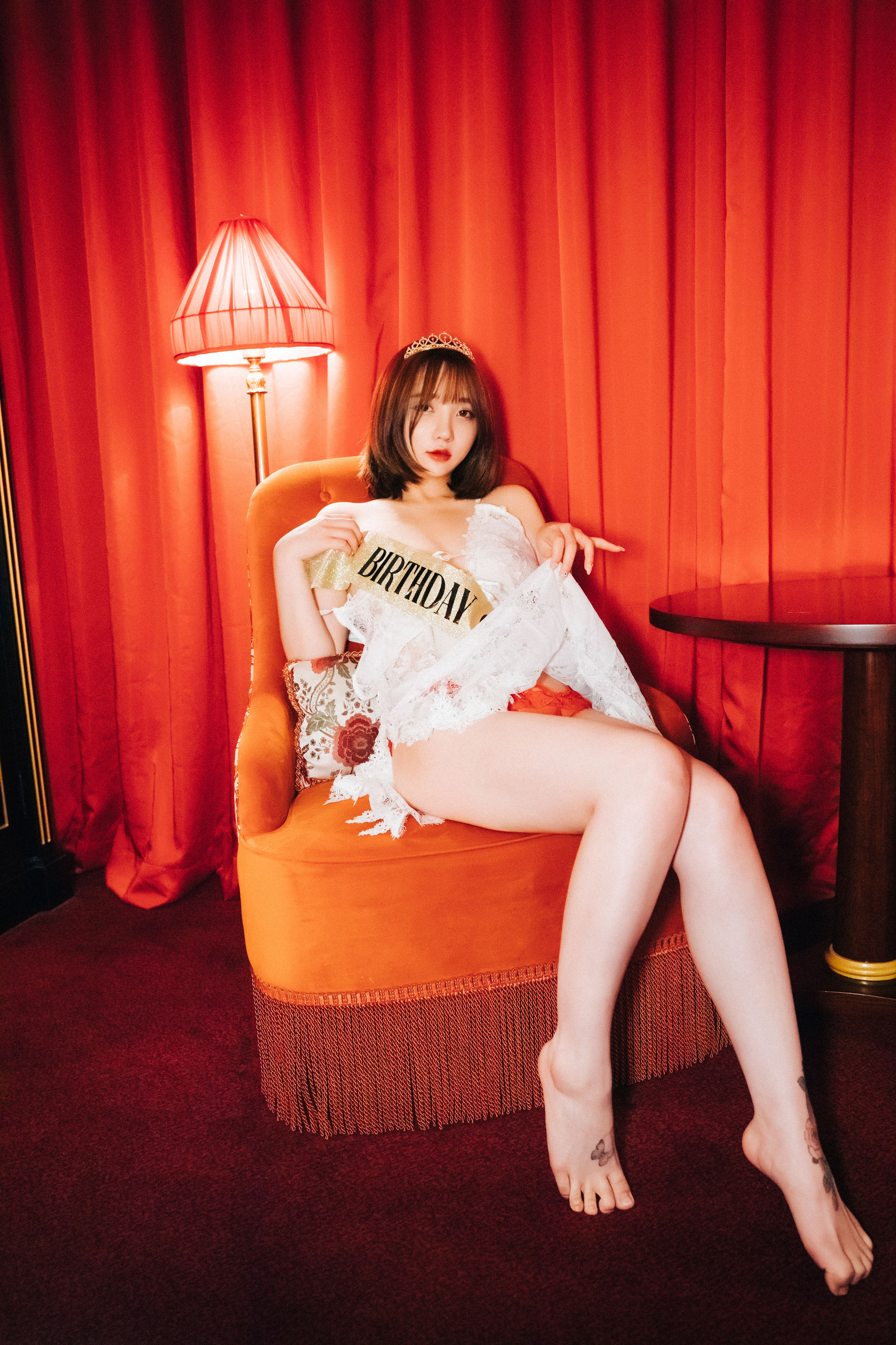 [福利COS] LOOZY YeEun – Halloqueen