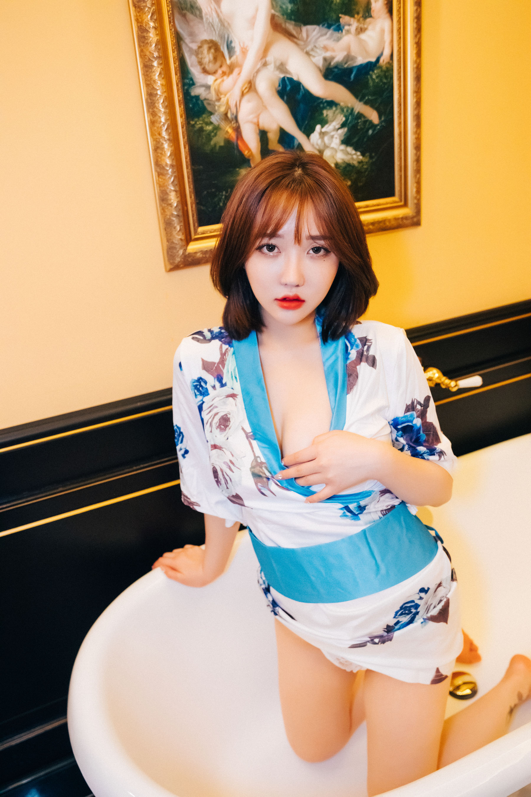 [福利COS] LOOZY YeEun – Halloqueen
