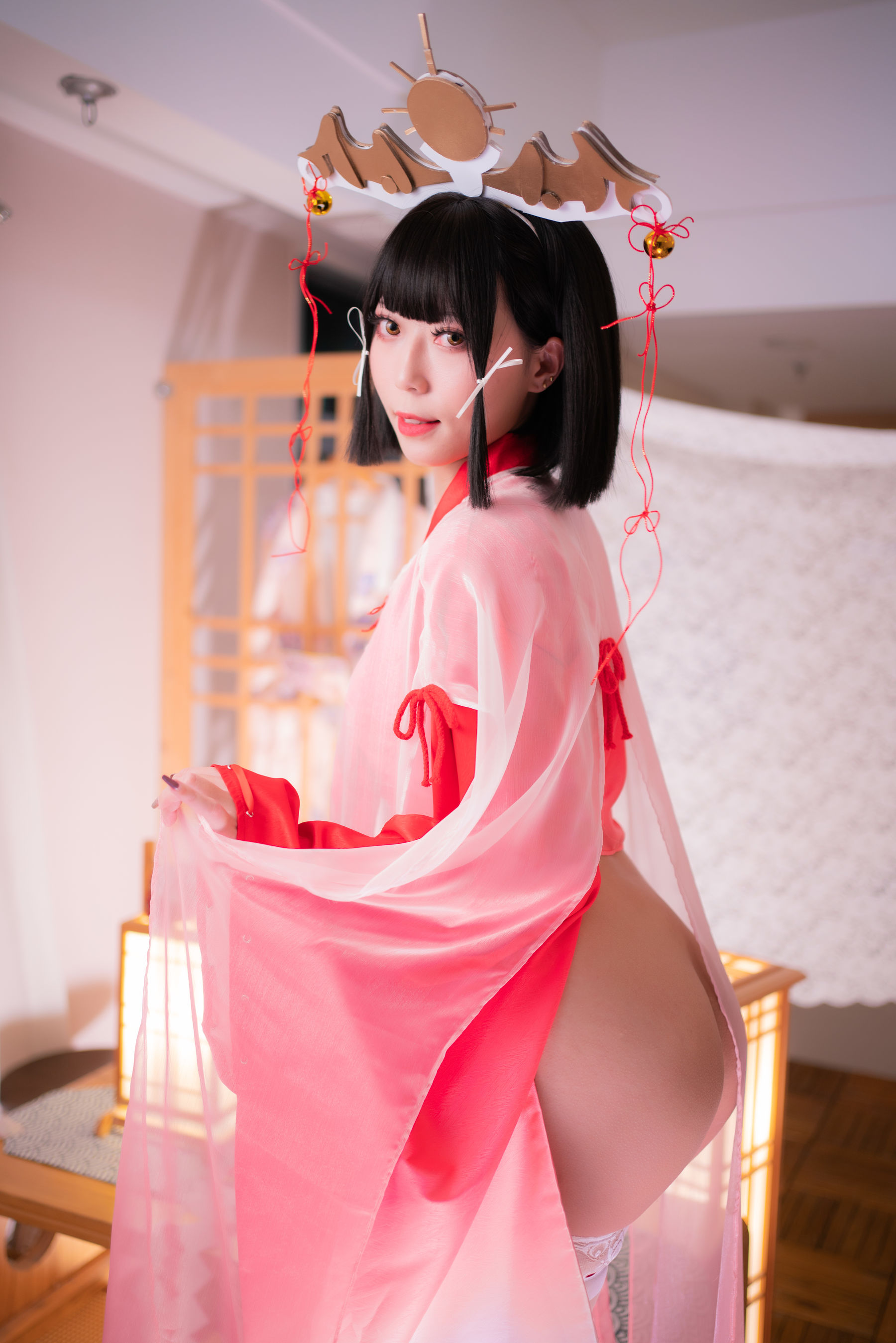 [福利COS] 动漫博主Money冷冷 - 辉夜巫女