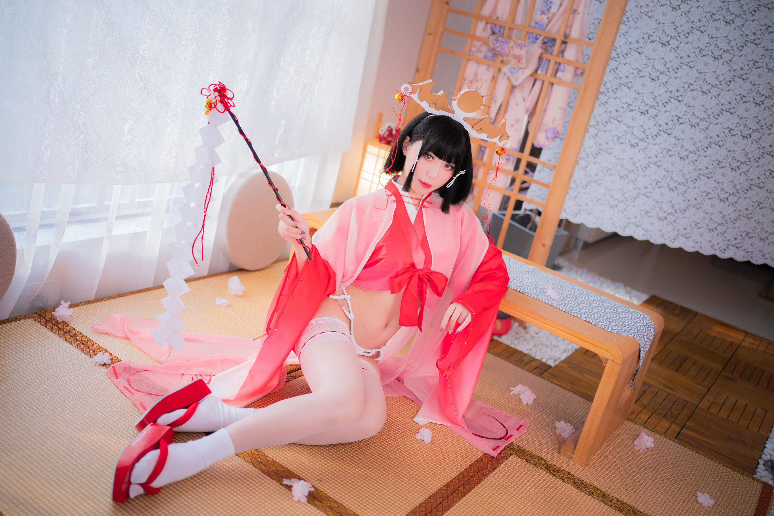 [福利COS] 动漫博主Money冷冷 - 辉夜巫女