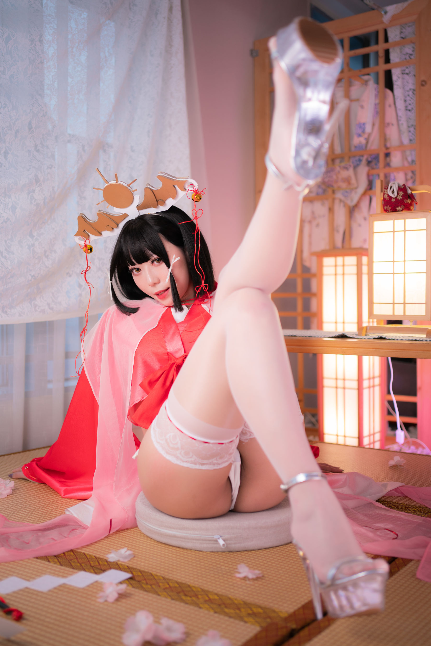[福利COS] 动漫博主Money冷冷 - 辉夜巫女