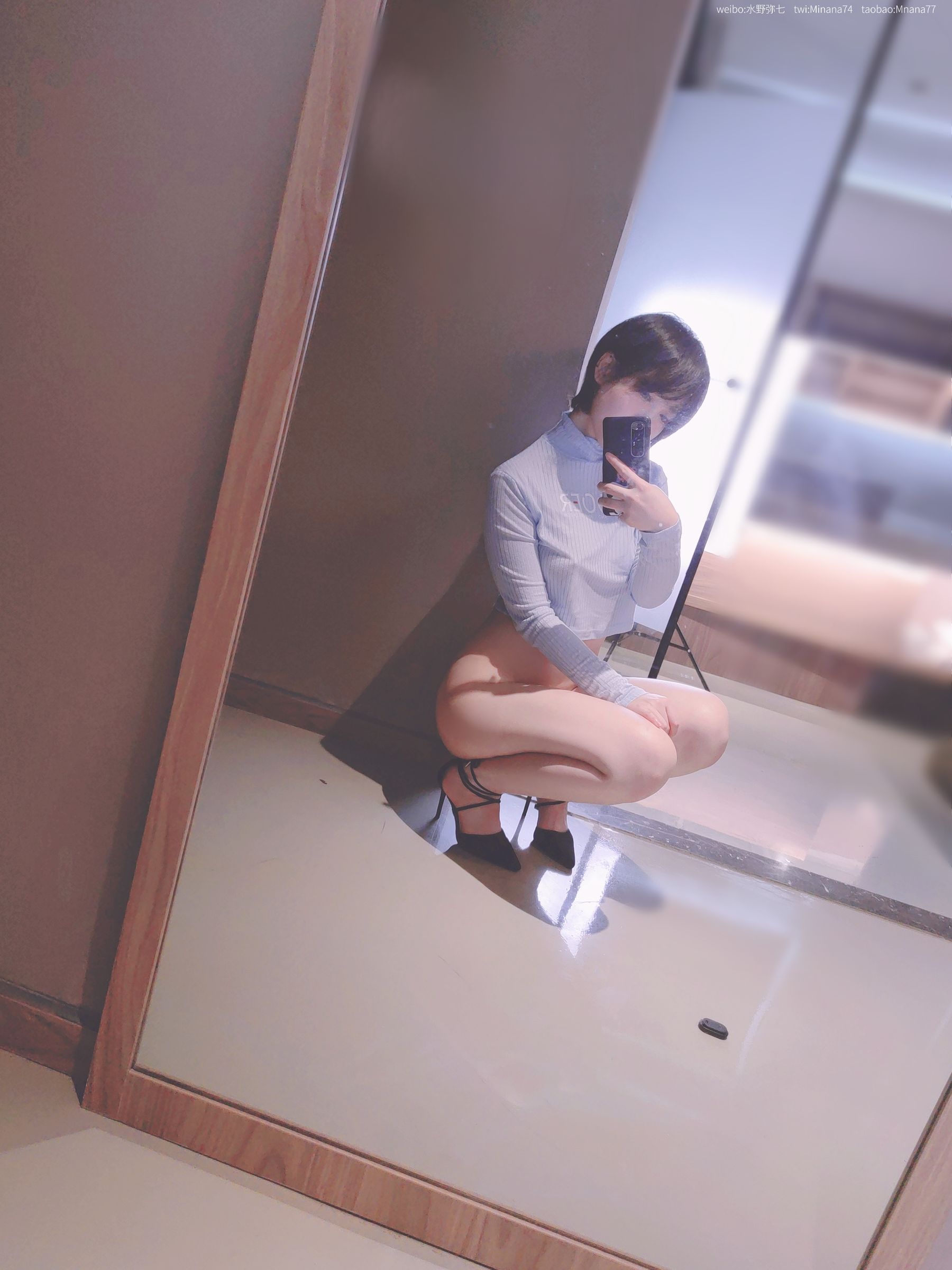 [福利COS] 动漫博主名濑弥七 - 没有吉他的吉他妹妹