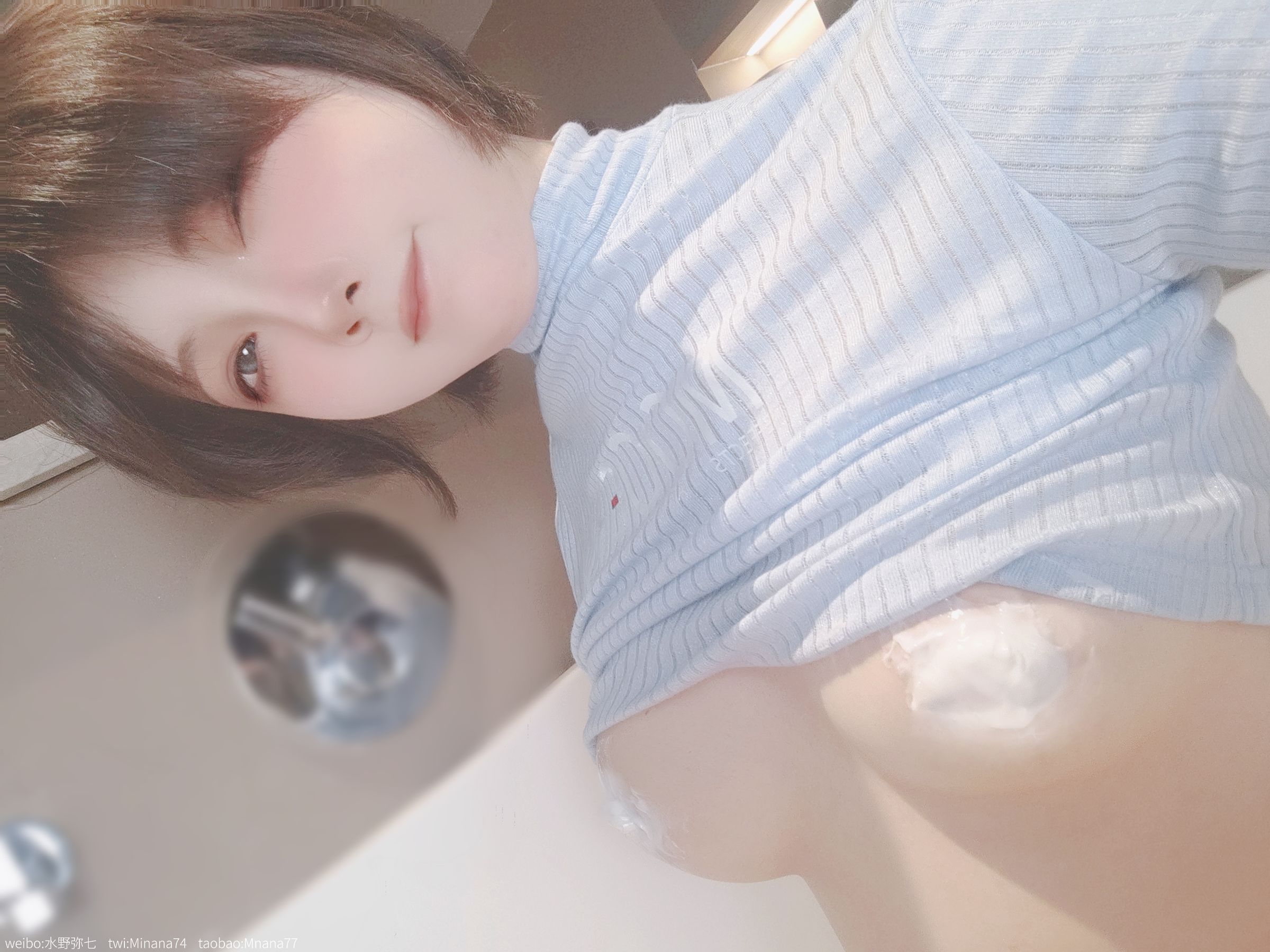 [福利COS] 动漫博主名濑弥七 - 浴缸限定