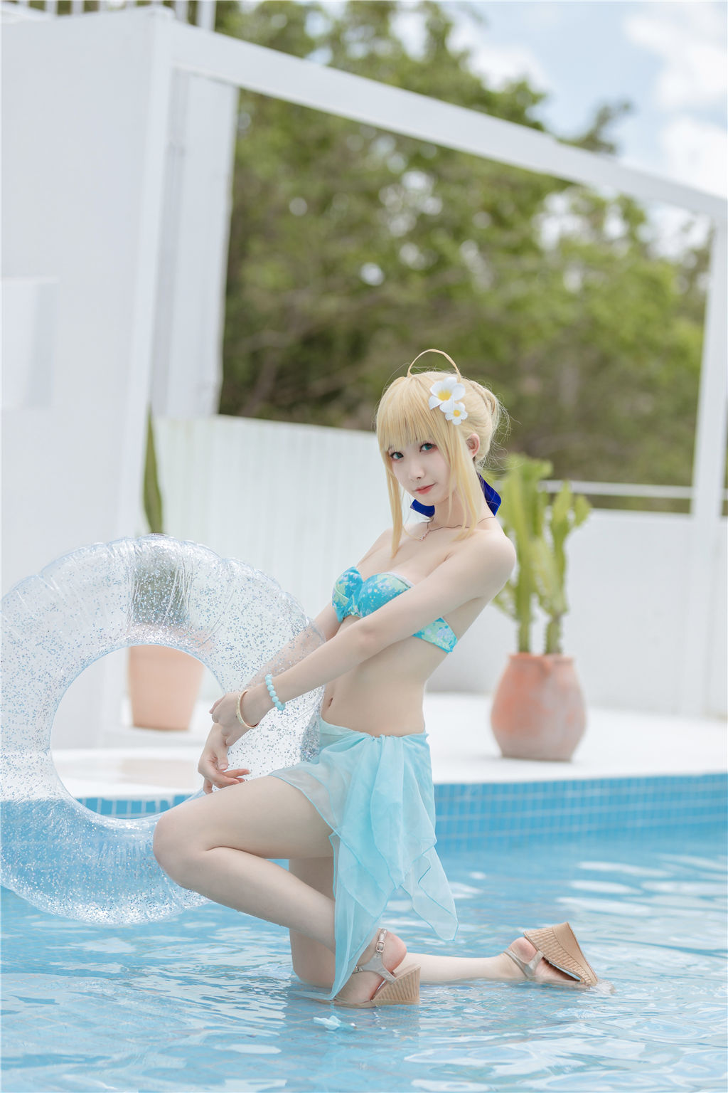[福利COS] 动漫博主封疆疆v - 阿尔托莉雅・潘德拉贡 泳装