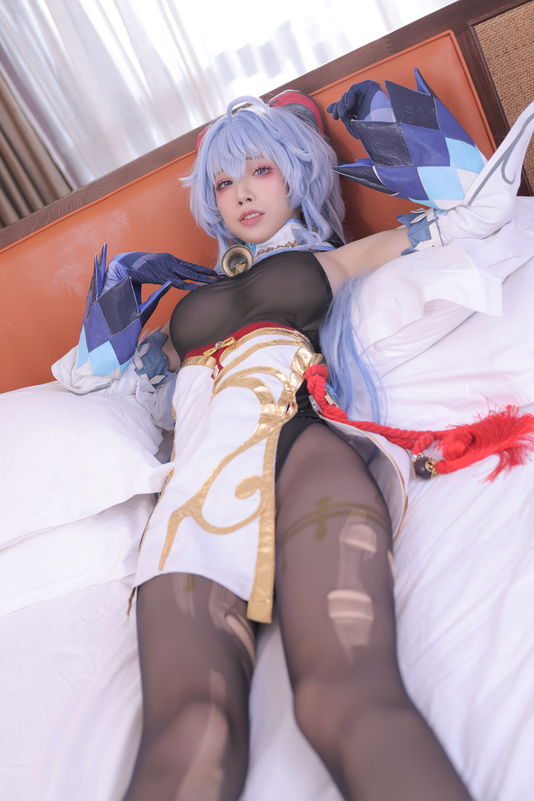[福利COS] 动漫博主水淼aqua - 甘雨