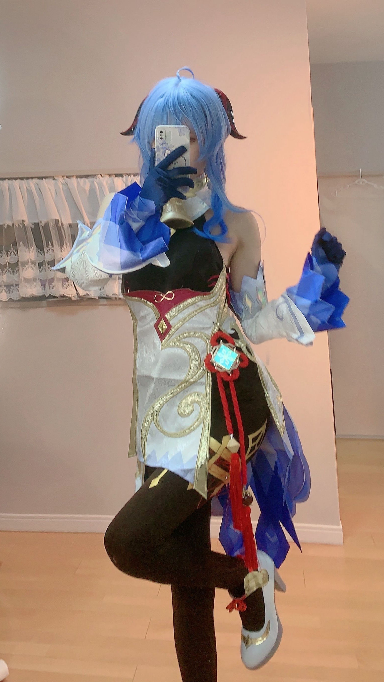 [福利COS] 千阳(ちよ) - 甘雨对镜拍