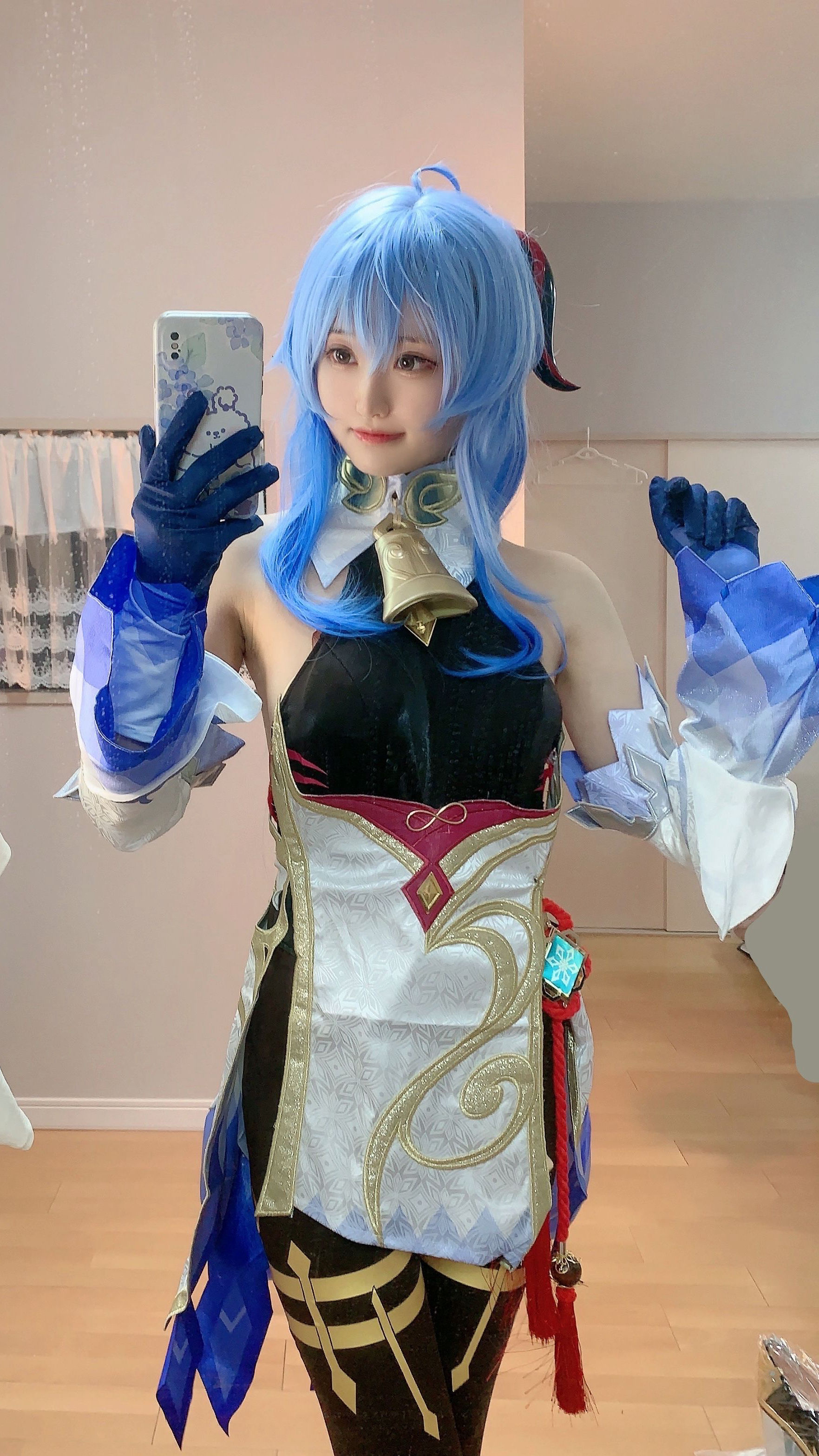 [福利COS] 千阳(ちよ) - 甘雨对镜拍
