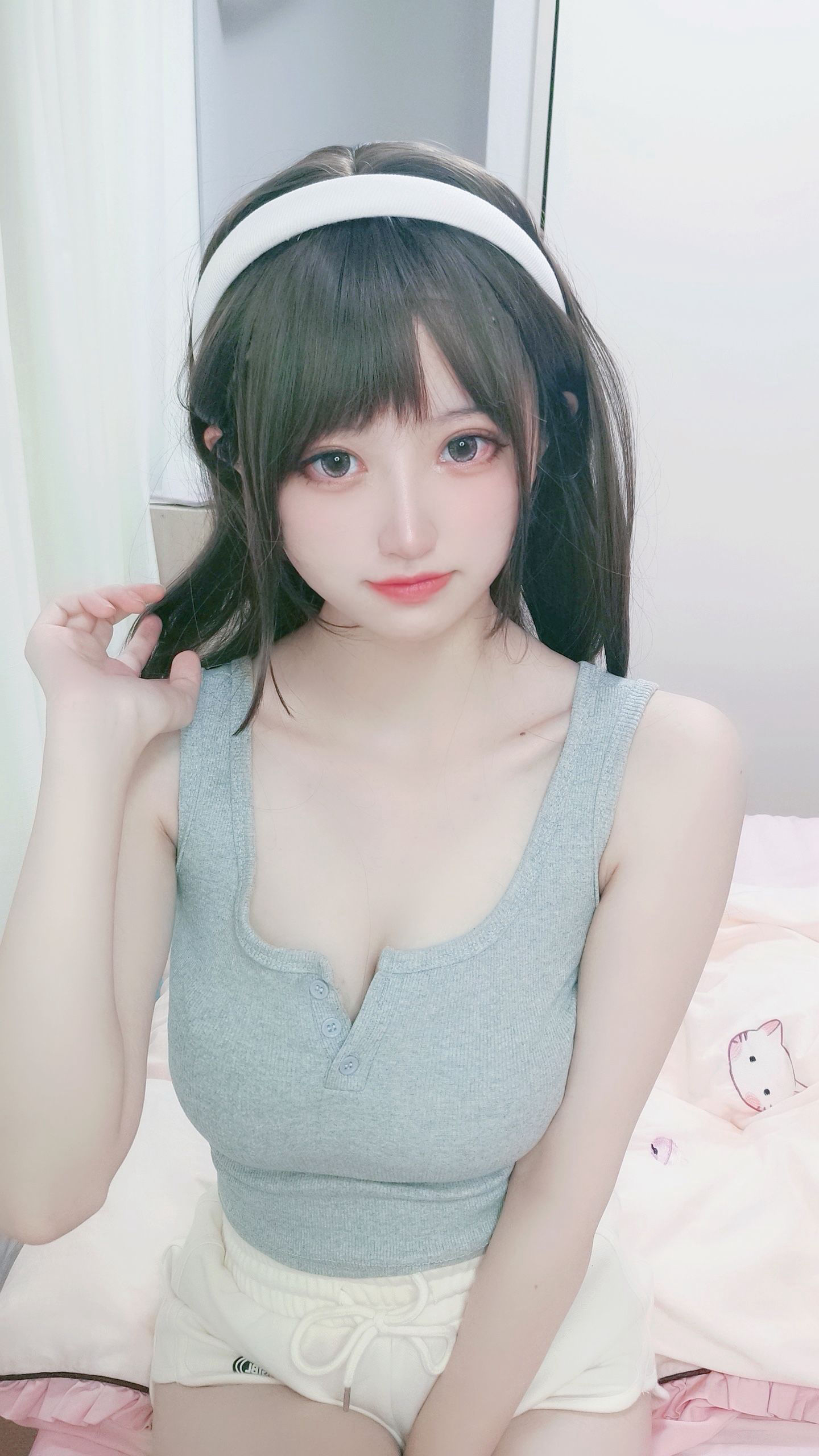[福利COS] 千阳(ちよ) - 部屋着 常服