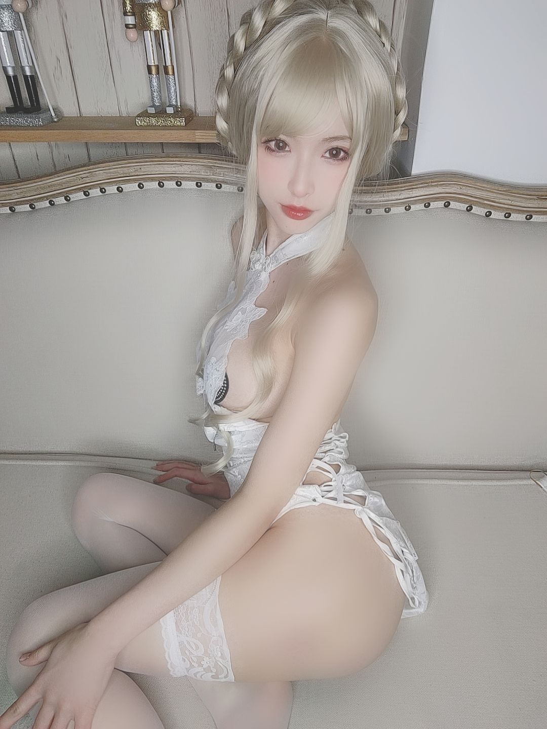 [福利COS] 尤物清水由乃 - 金发旗袍