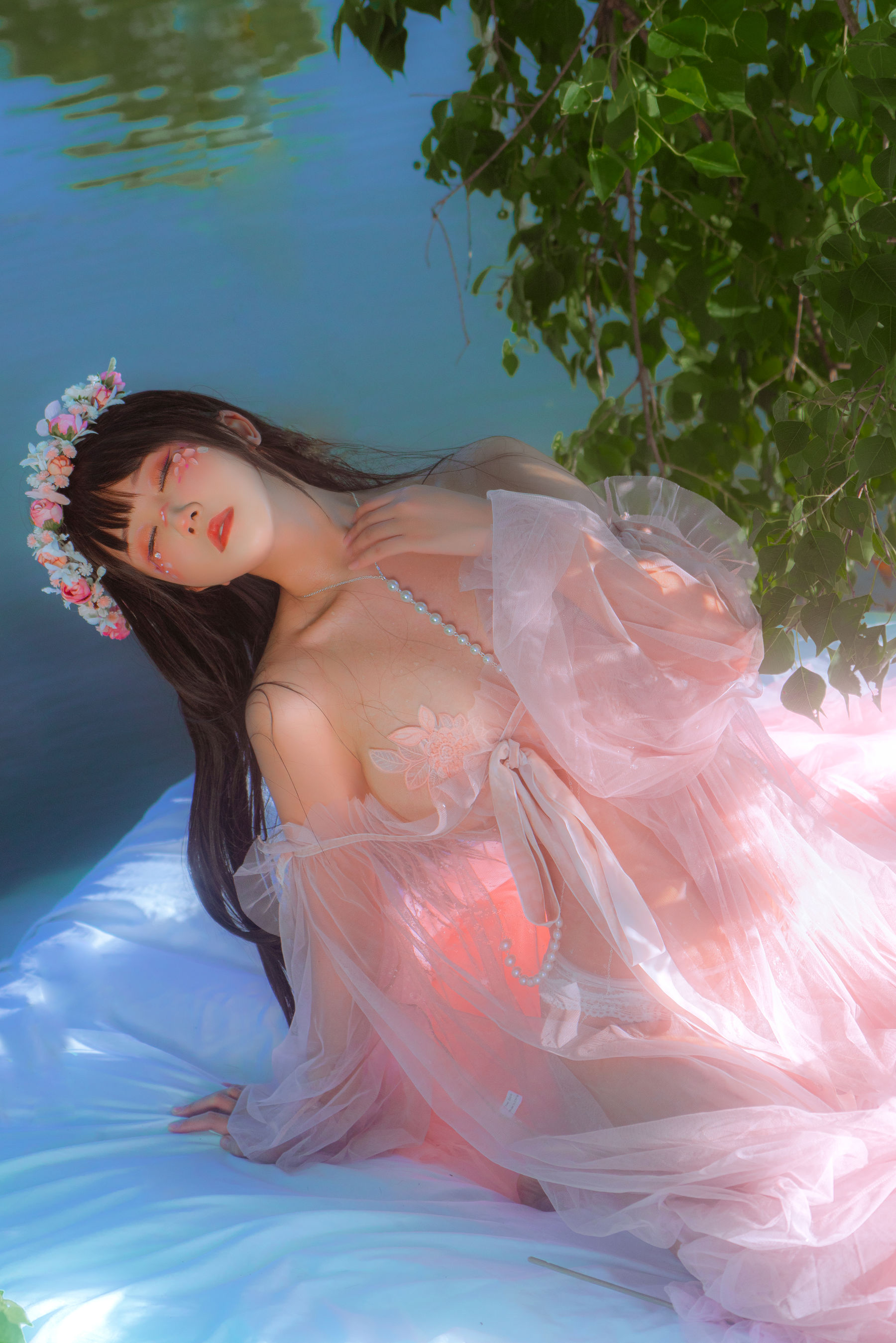 [福利COS] 微博妹子三度_69 - 水边的阿狄丽娜