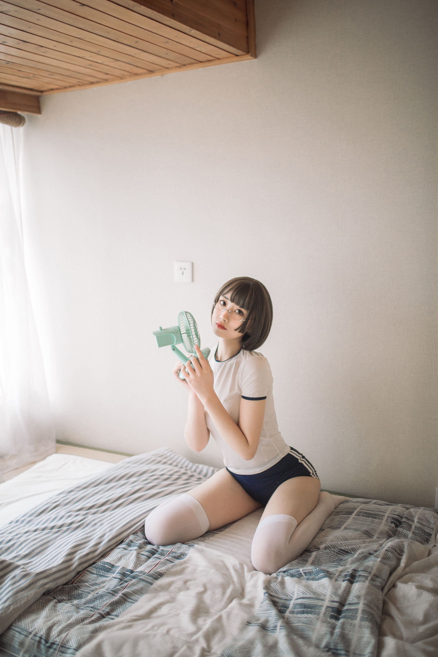 [福利COS] 次元少女念雪ww - 体操服