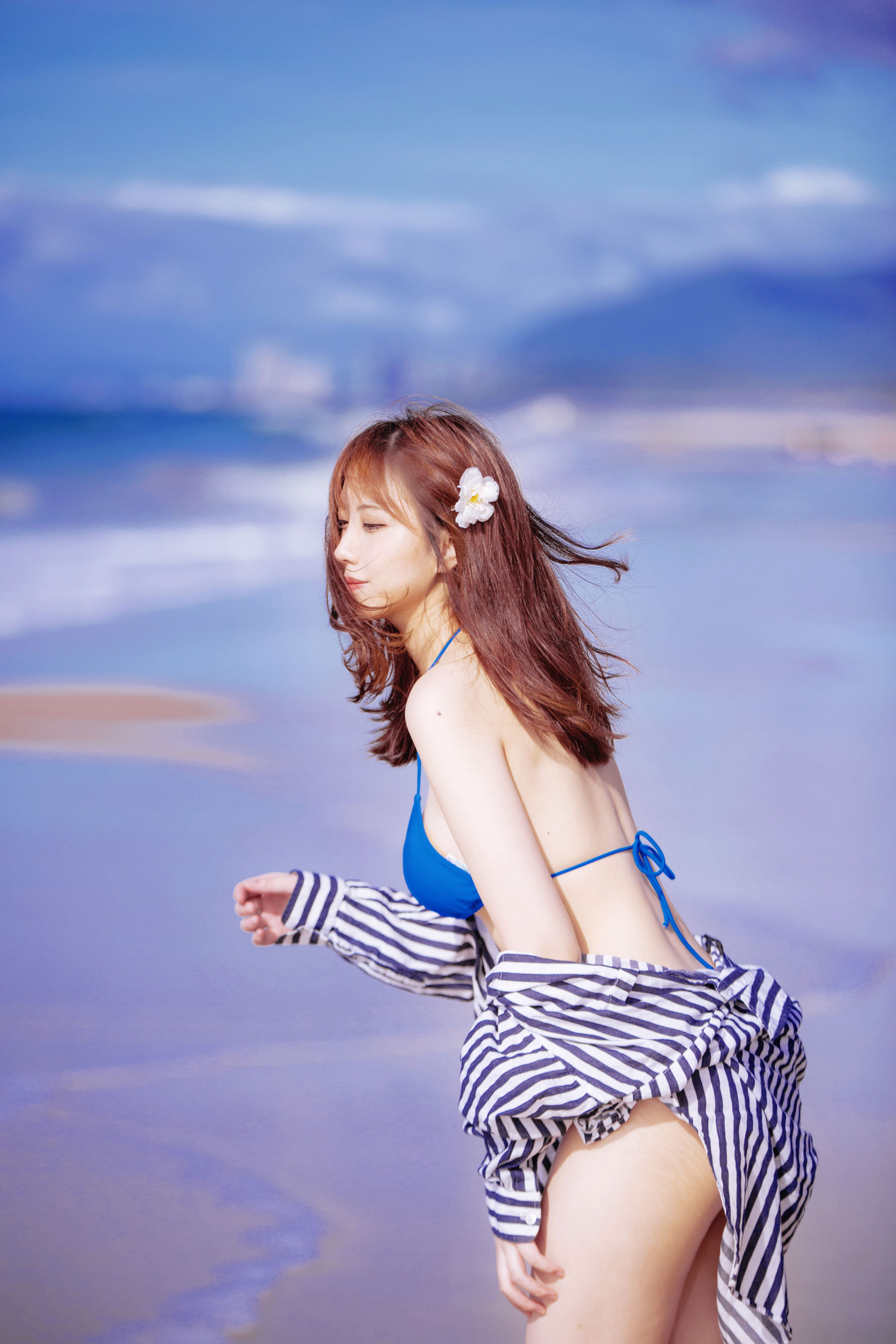 [福利COS] 次元少女念雪ww - 初夏