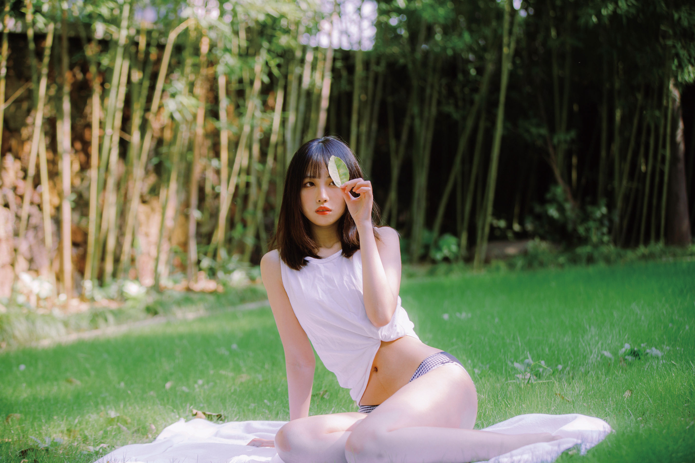 [福利COS] 次元少女念雪ww - 夏日微风