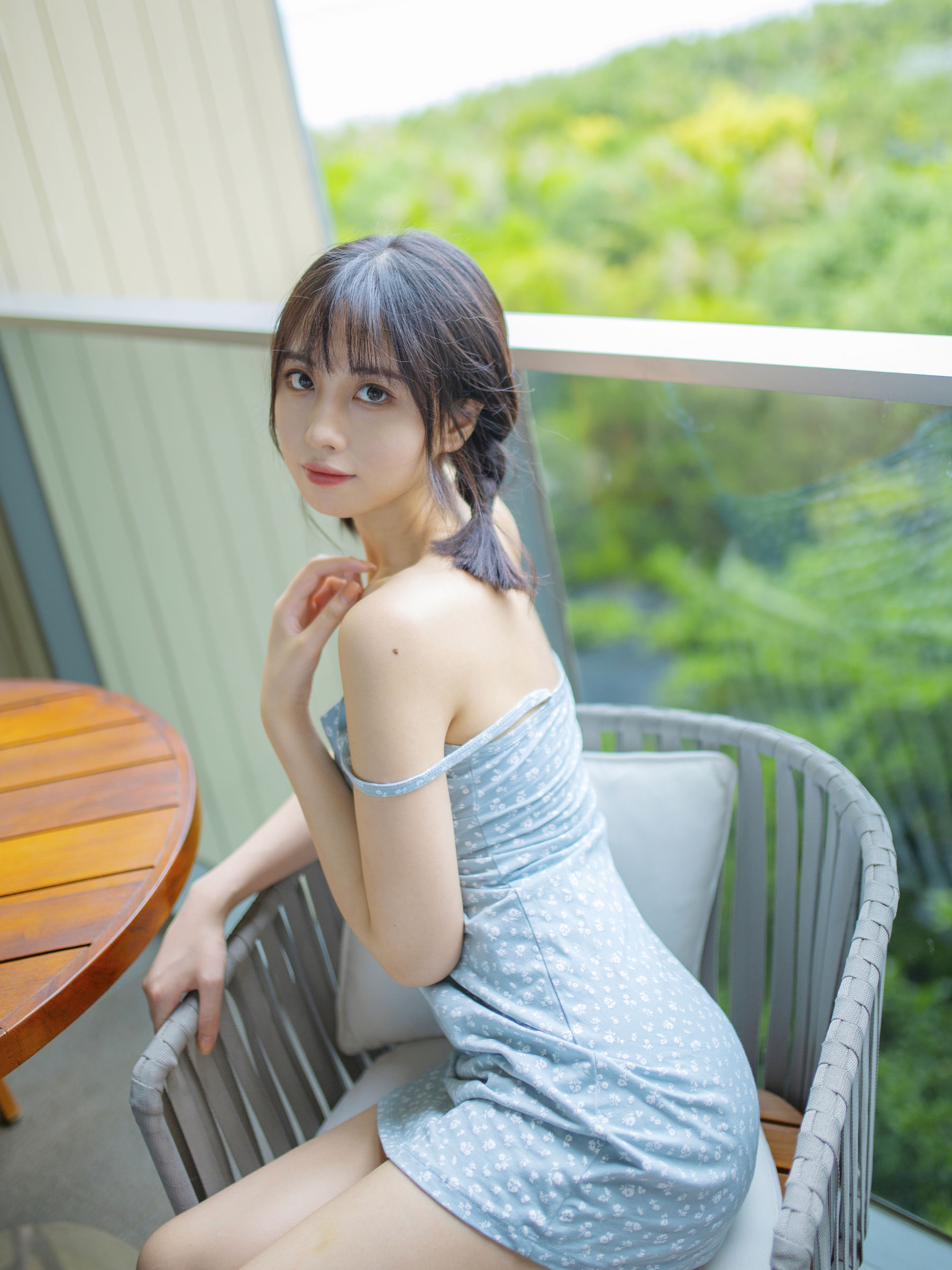 [福利COS] 次元少女念雪ww - 无尽夏