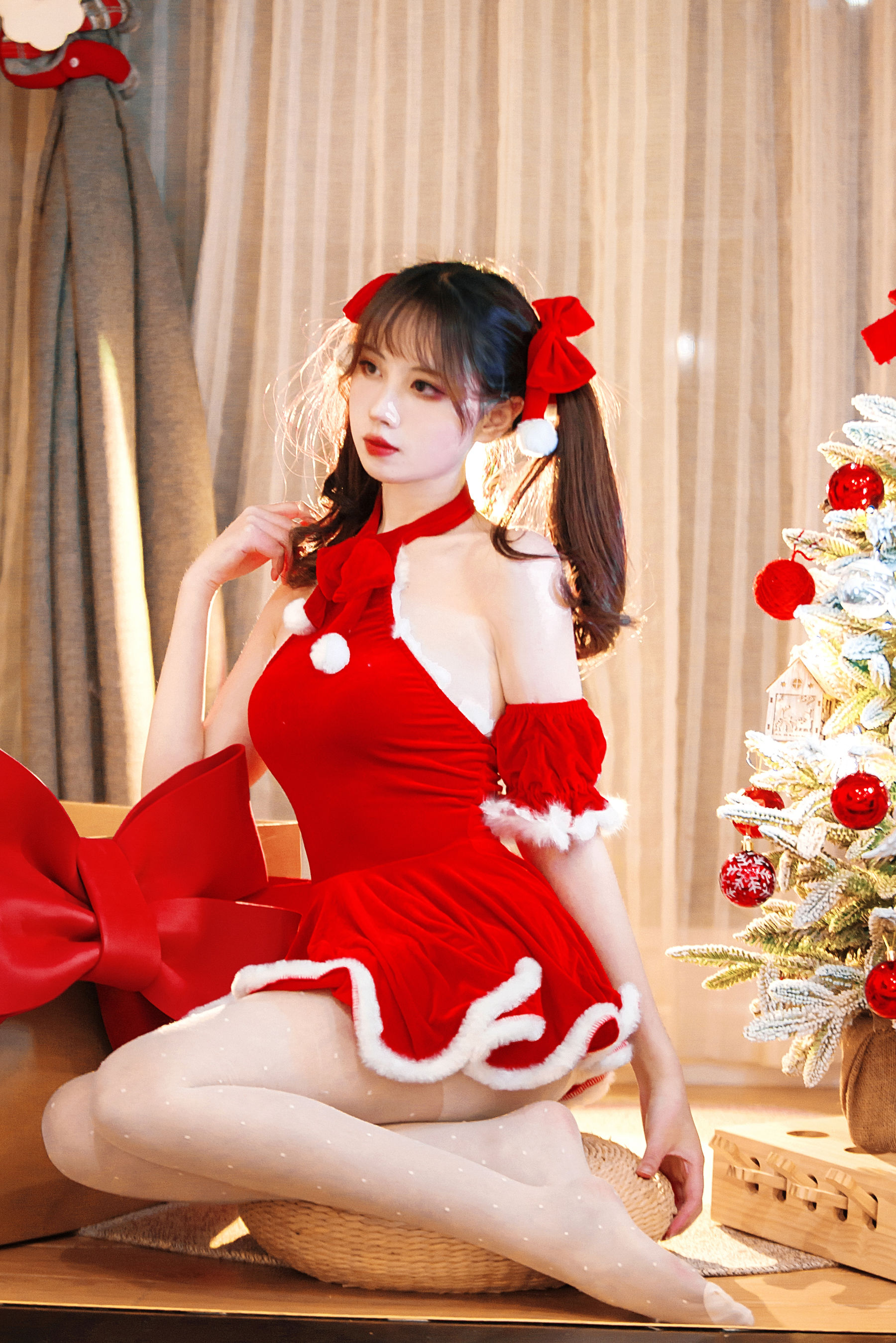[福利COS] 次元少女念雪ww - 玫瑰礼物