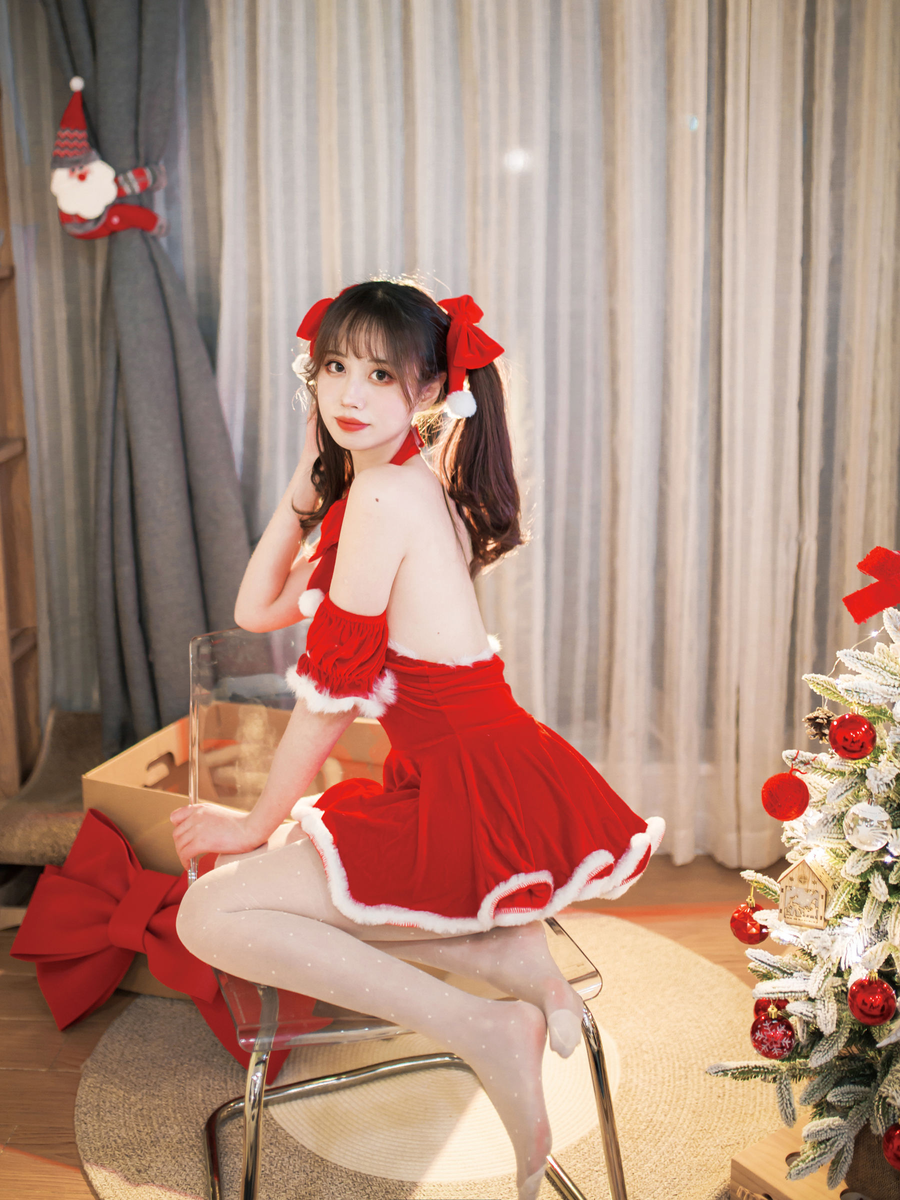[福利COS] 次元少女念雪ww - 玫瑰礼物