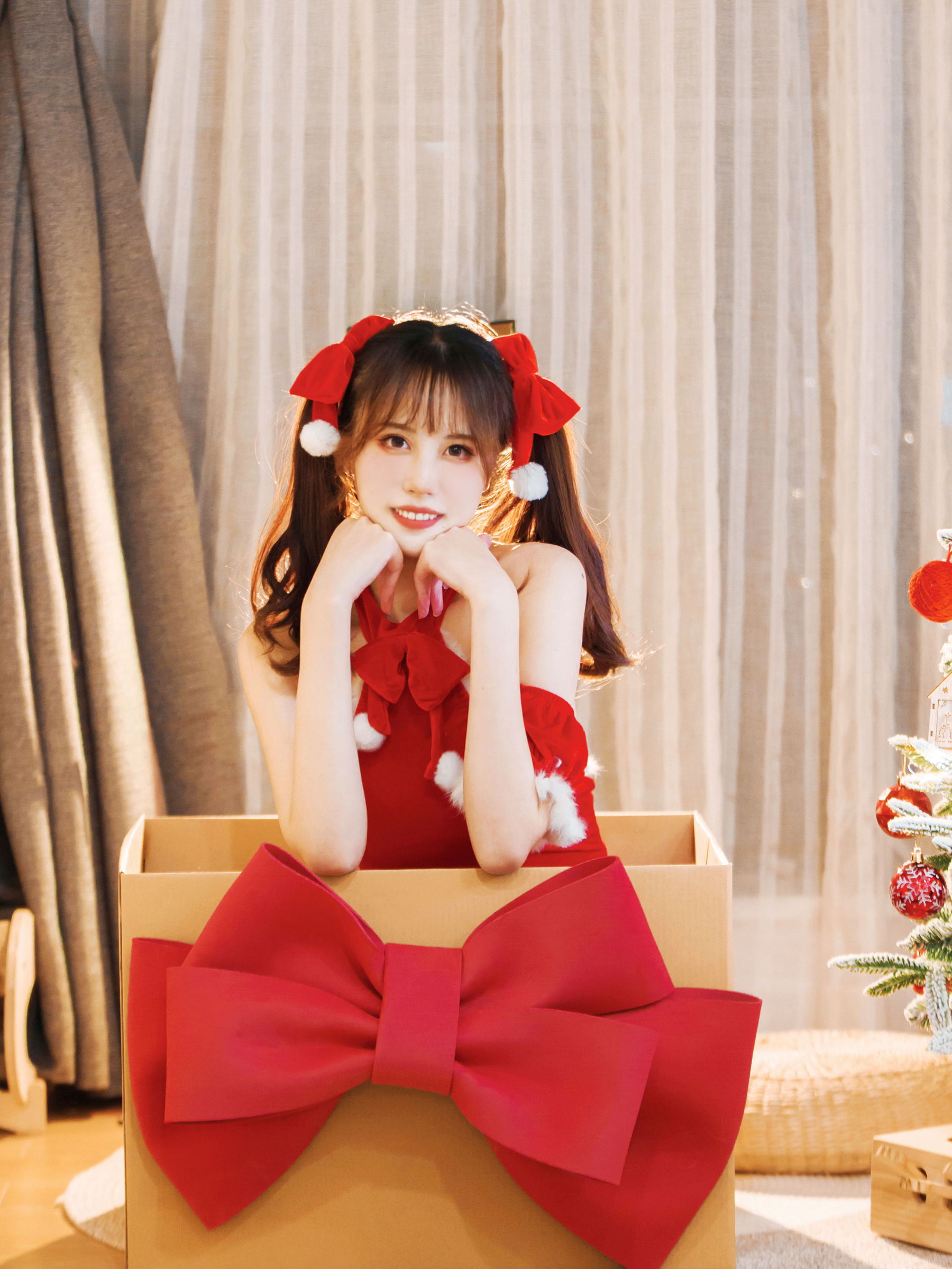 [福利COS] 次元少女念雪ww - 玫瑰礼物