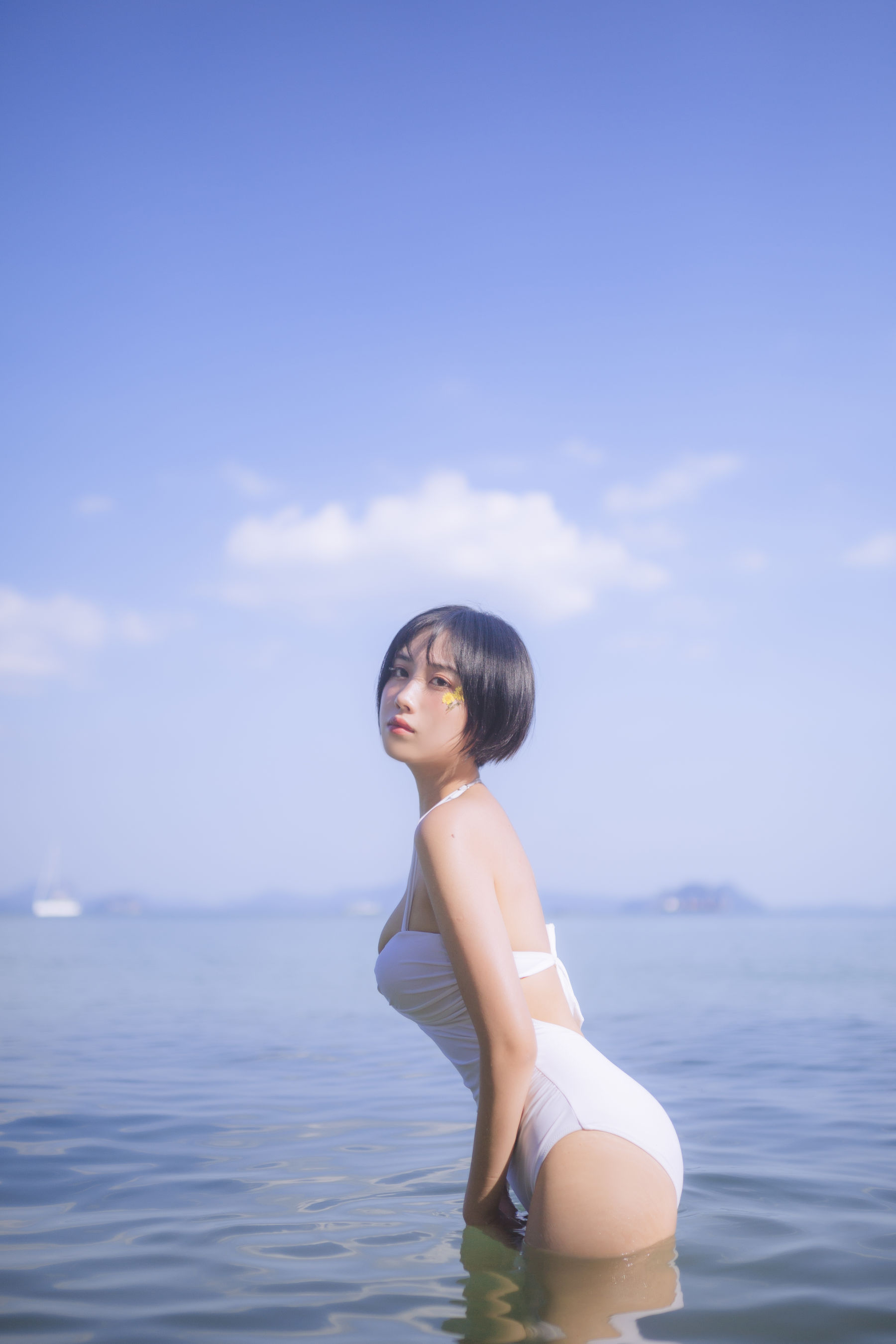 [福利COS] 次元少女念雪ww - 白色泳衣