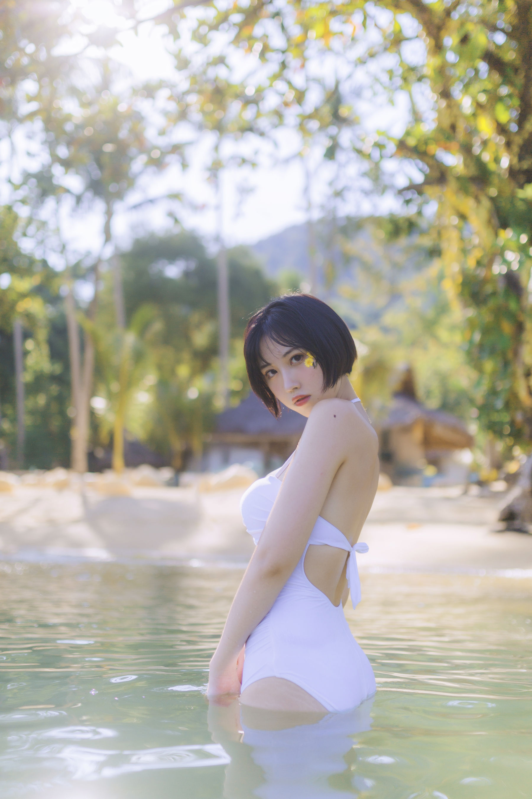 [福利COS] 次元少女念雪ww - 白色泳衣