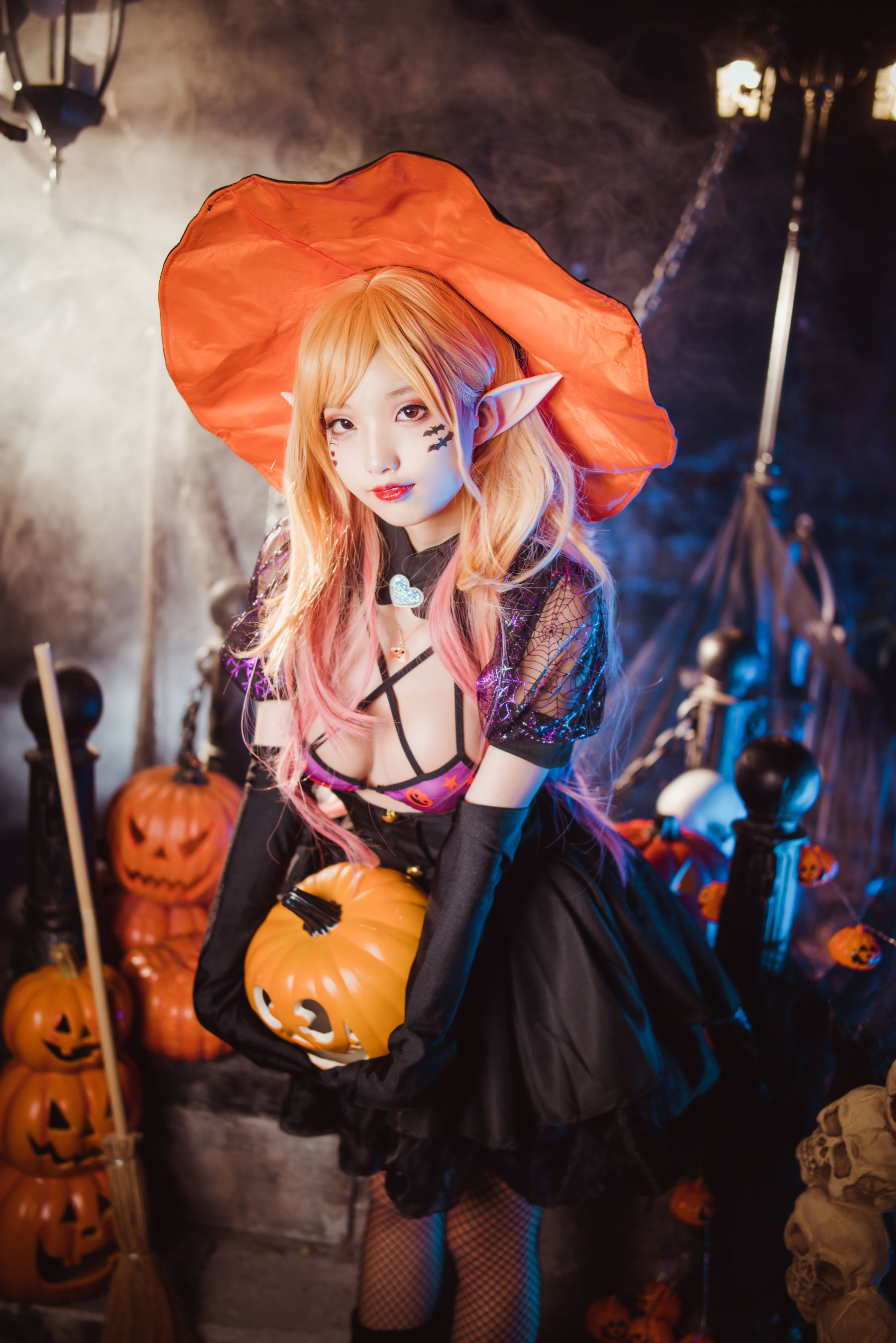 [福利COS] 狐玖玖 - 喜多川万圣节