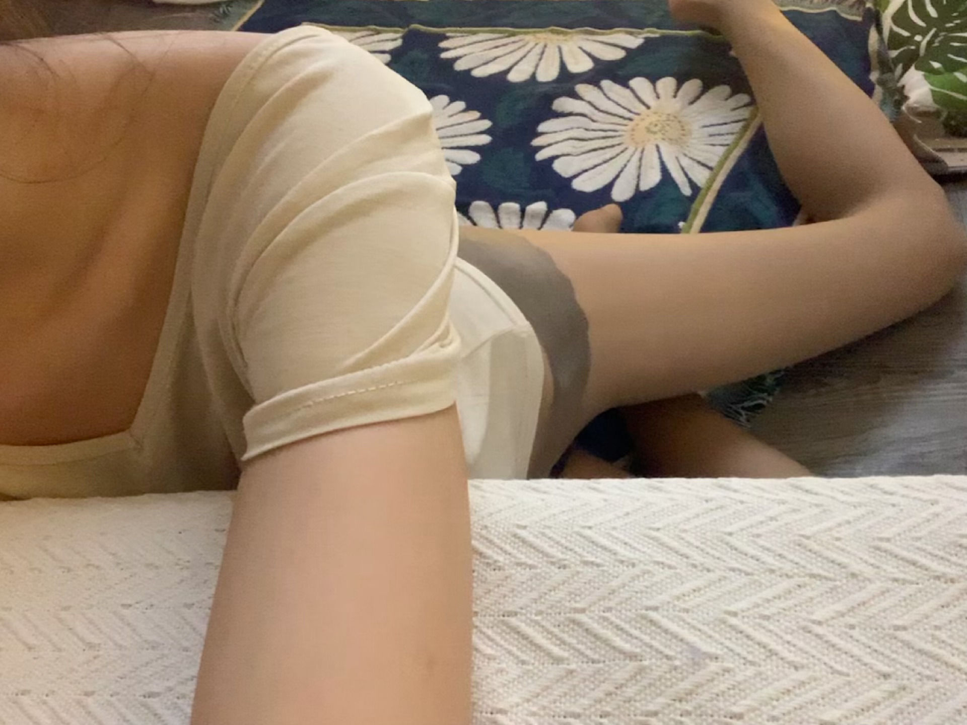 [福利COS] 纯良女孩 微密圈写真合集