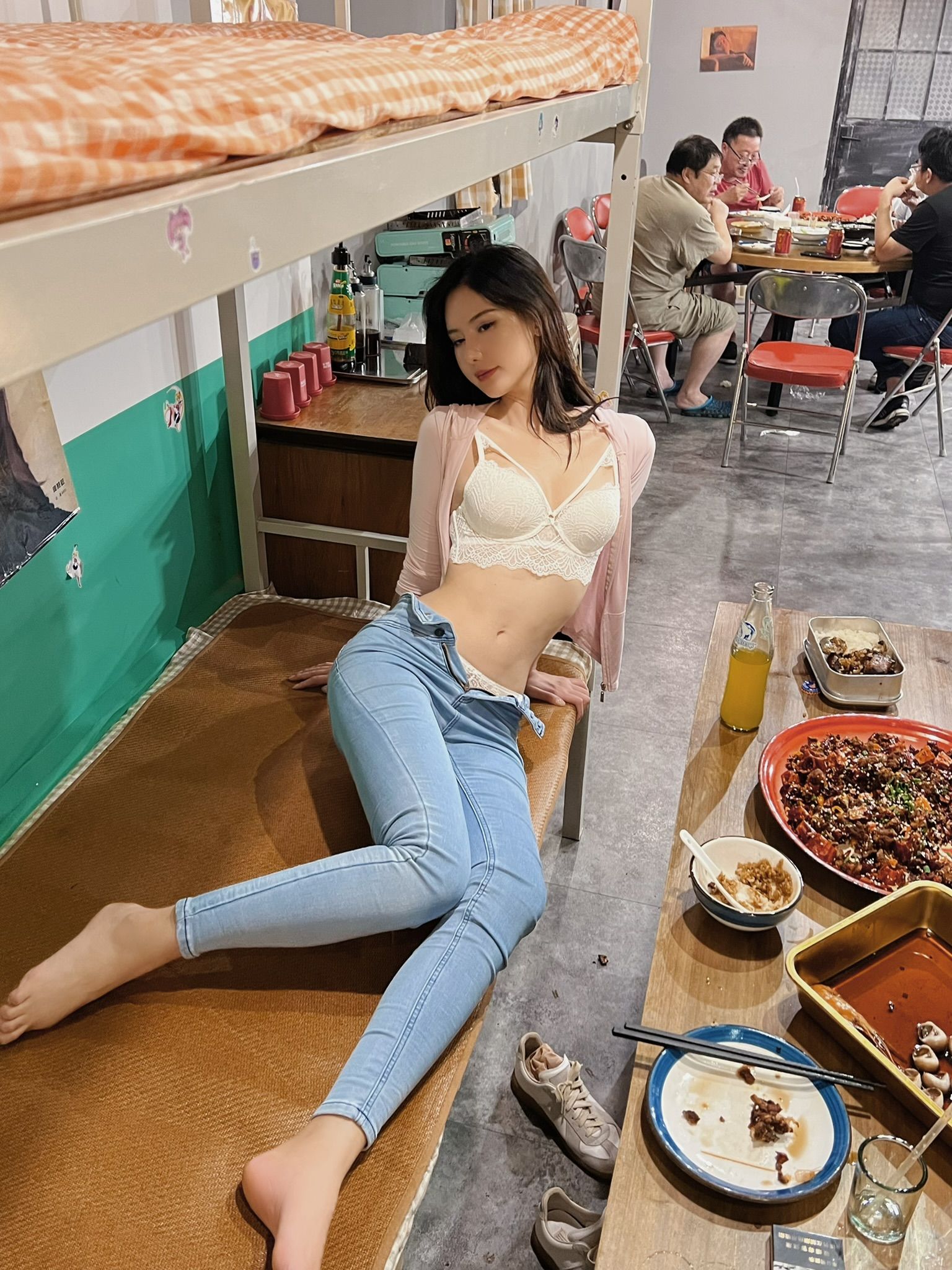 [福利COS] 美女模特Azhua19970(阿朱啊) 微密圈视图合集